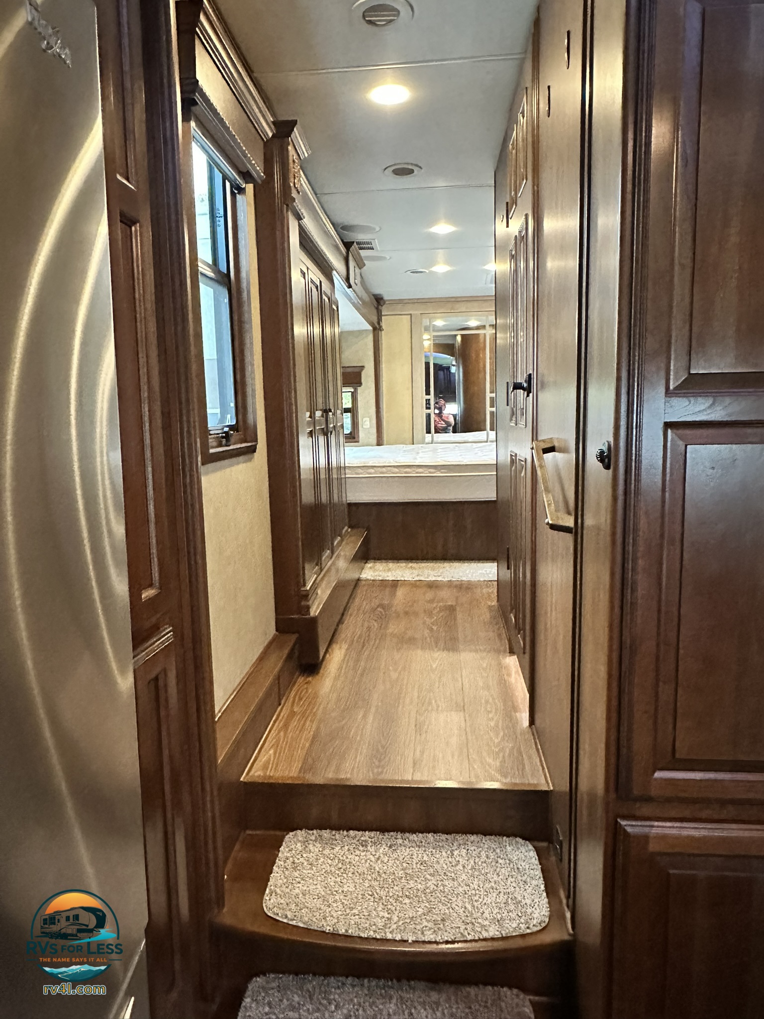 2016 DRV Mobile Suite Estate 39RESB3 – Image 10