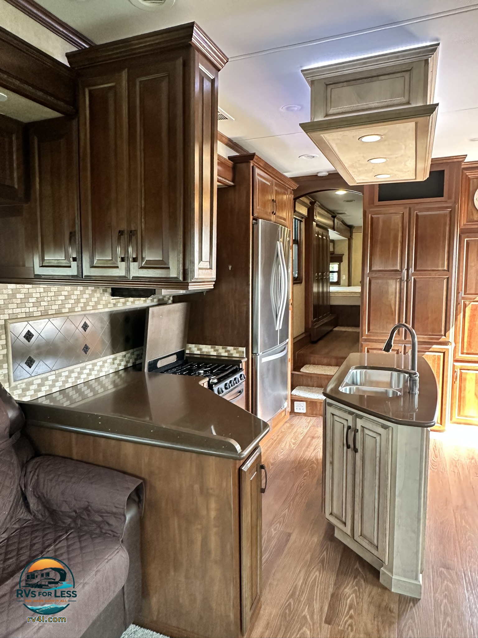 2016 DRV Mobile Suite Estate 39RESB3 – Image 8