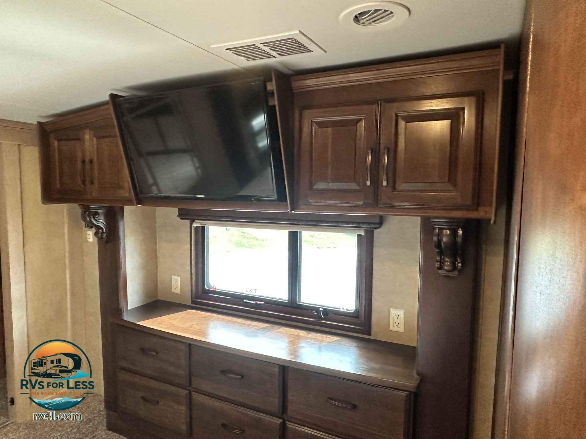 2016 DRV Mobile Suite Estate 39RESB3 – Image 11