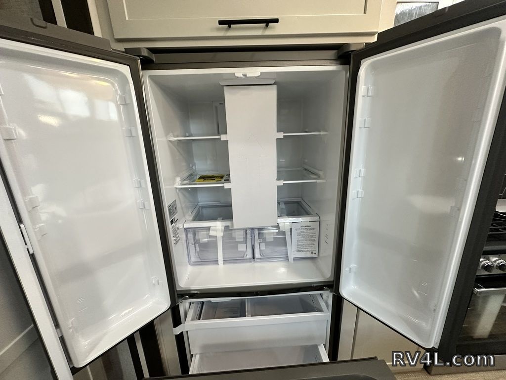 2025 CrossRoads RV Hampton 395BAM (0401) – Image 53