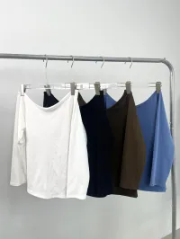 V03 long-sleeved - เสื้อคอกว้างแขนยาว – Image 1