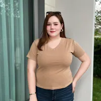 V06- เสื้อยืด คอวี สวมใส่ง่ายผ้านุ่มสบายผิว – Image 4