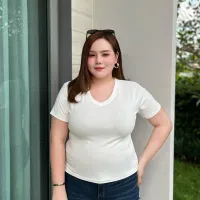 V06- เสื้อยืด คอวี สวมใส่ง่ายผ้านุ่มสบายผิว – Image 3