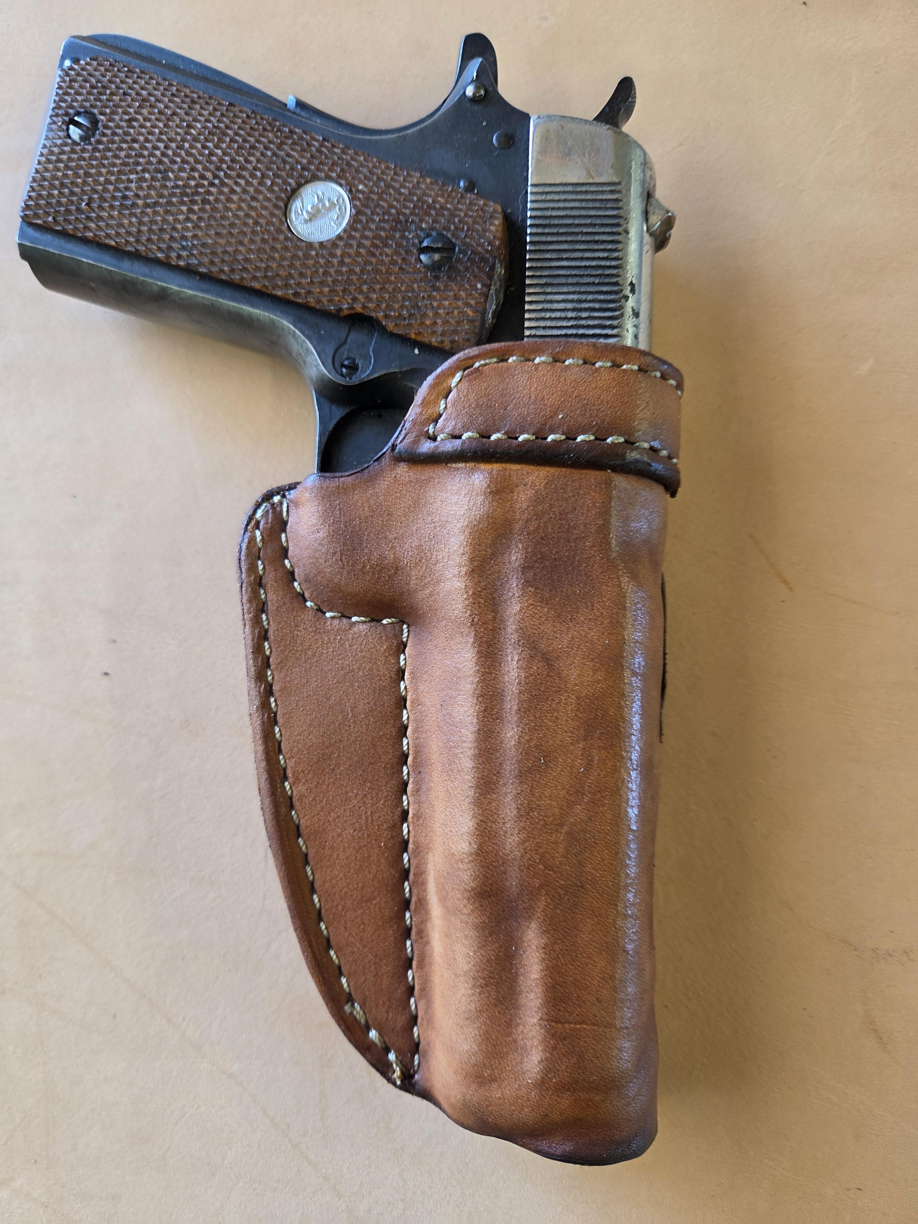 pan cake thum break holster – Image 1