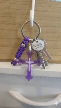 The Royal Promise – Scalloped Edge, Silver Key Chain