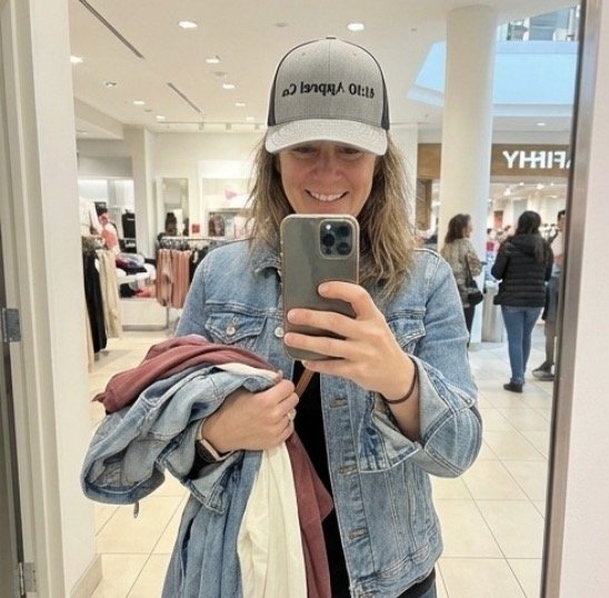 41:10 Logo Trucker Hat – Image 4