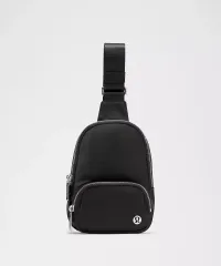 Everywhere Sling Bag Small 2L – Image 1