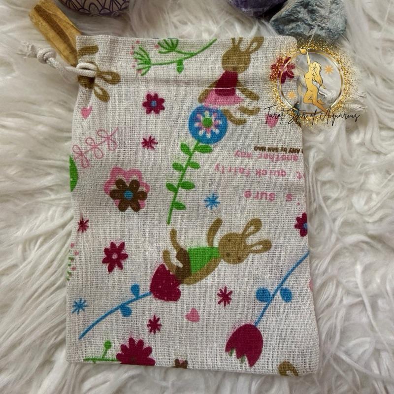 Tarot Pouch fit to standard size with cute cat designs for easy storage and protection of your tarot cards – Image 2