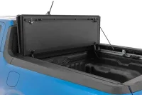 Rough Country Hard Tri-Fold Flip Up Bed Cover (22-24 Ford Maverick | 4'6" Bed) 49254500 – Image 2