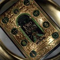 Theory11 Lord of the Rings Playing Cards – Image 1