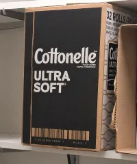 Cottonelle Ultra Soft Toilet Paper with Cushiony CleaningRipples Texture, 32 Family Mega Rolls – Image 1