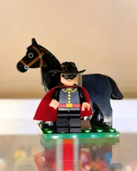 Masked Rider Minifigure – Image 3