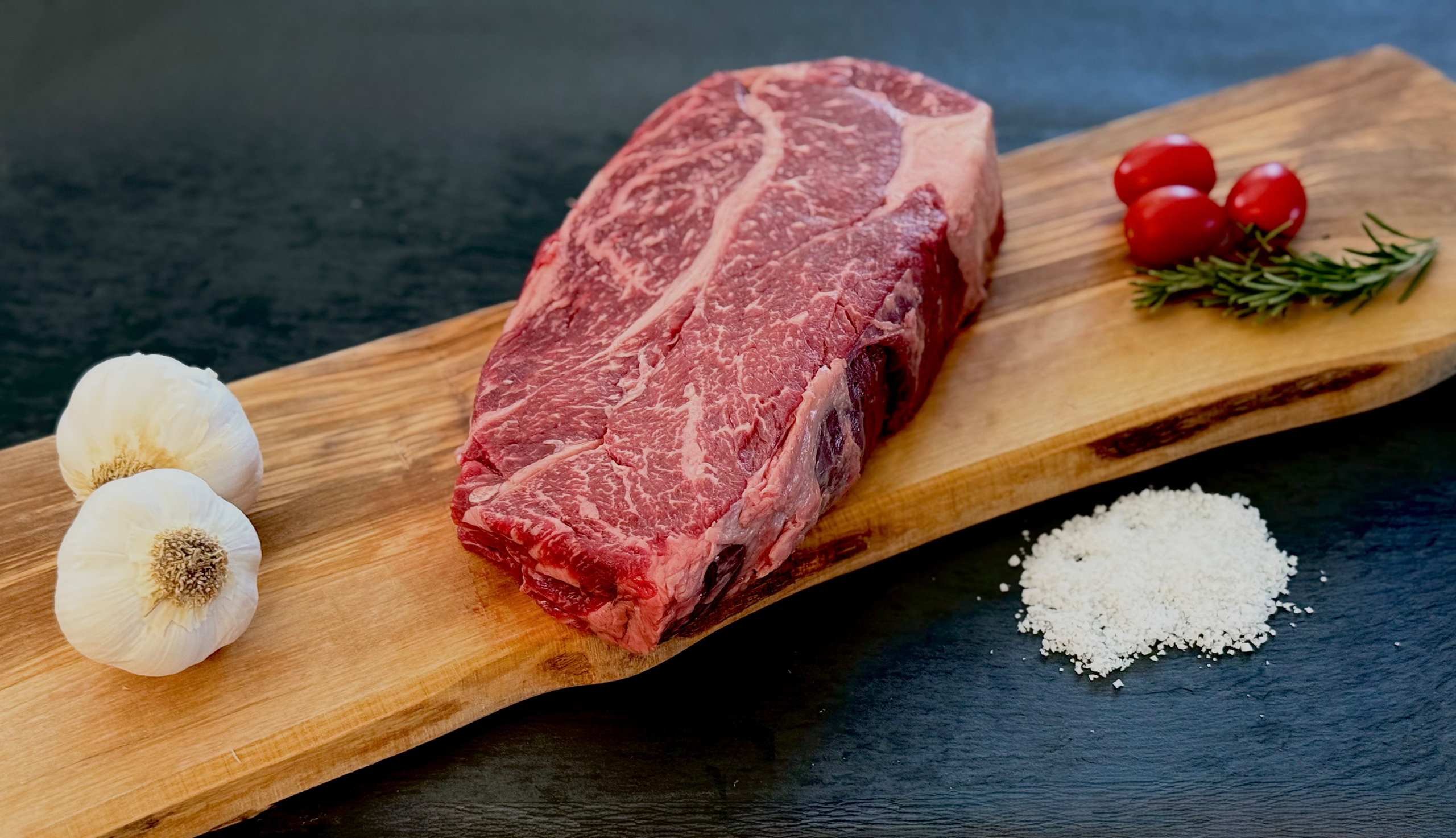 Butcher's Case | Chuck Roast – Image 1