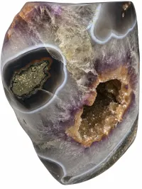 Agate, Citrine & Amethyst Cave  – Image 4
