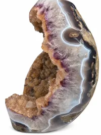 Agate, Citrine & Amethyst Cave  – Image 2