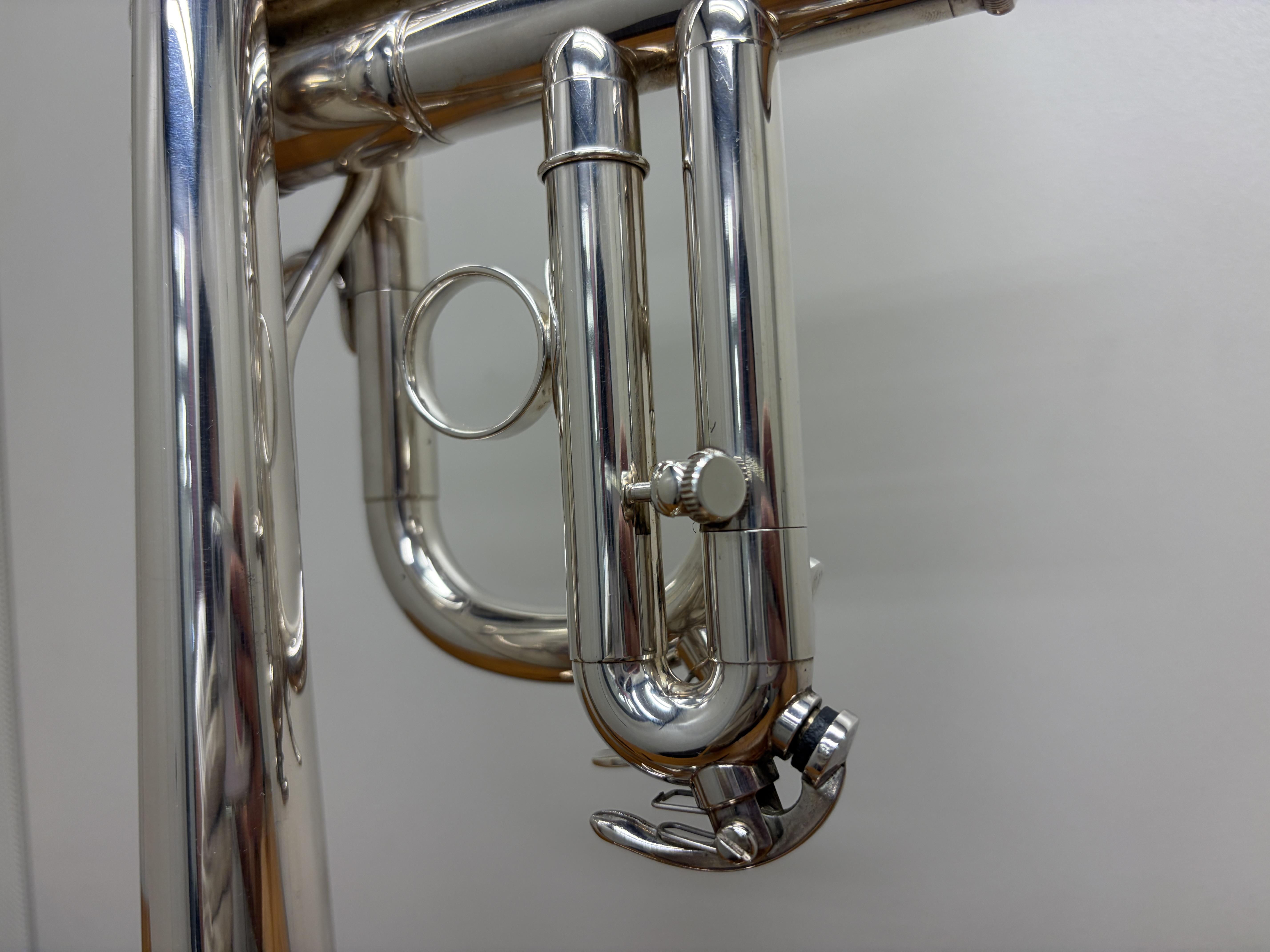 Yamaha YTR6610S D/Eb Trumpet  – Image 10