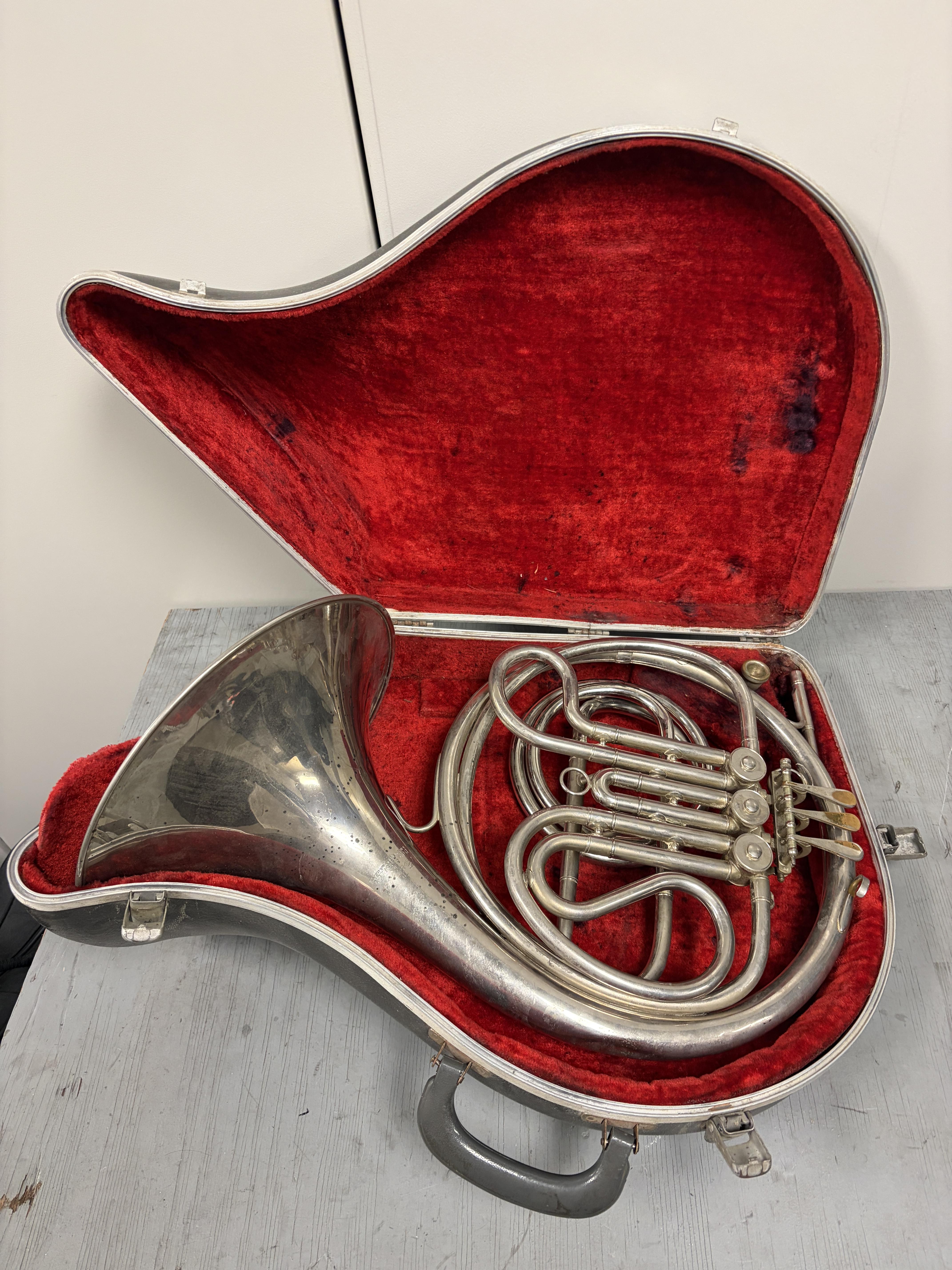 Getzen Caravelle Single Horn – Image 19