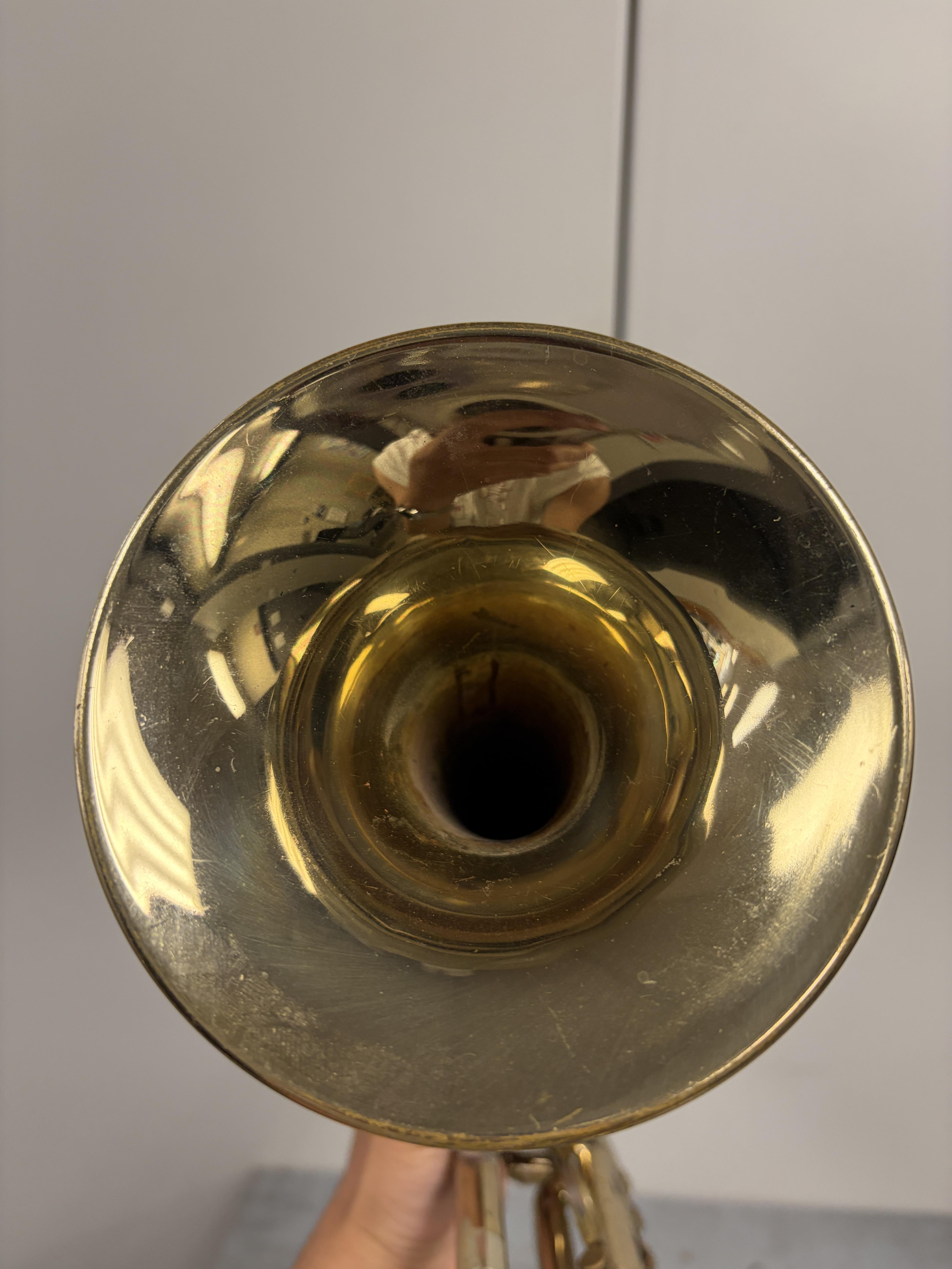 Olds Ambassador Dizzy Bell Trumpet – Image 19