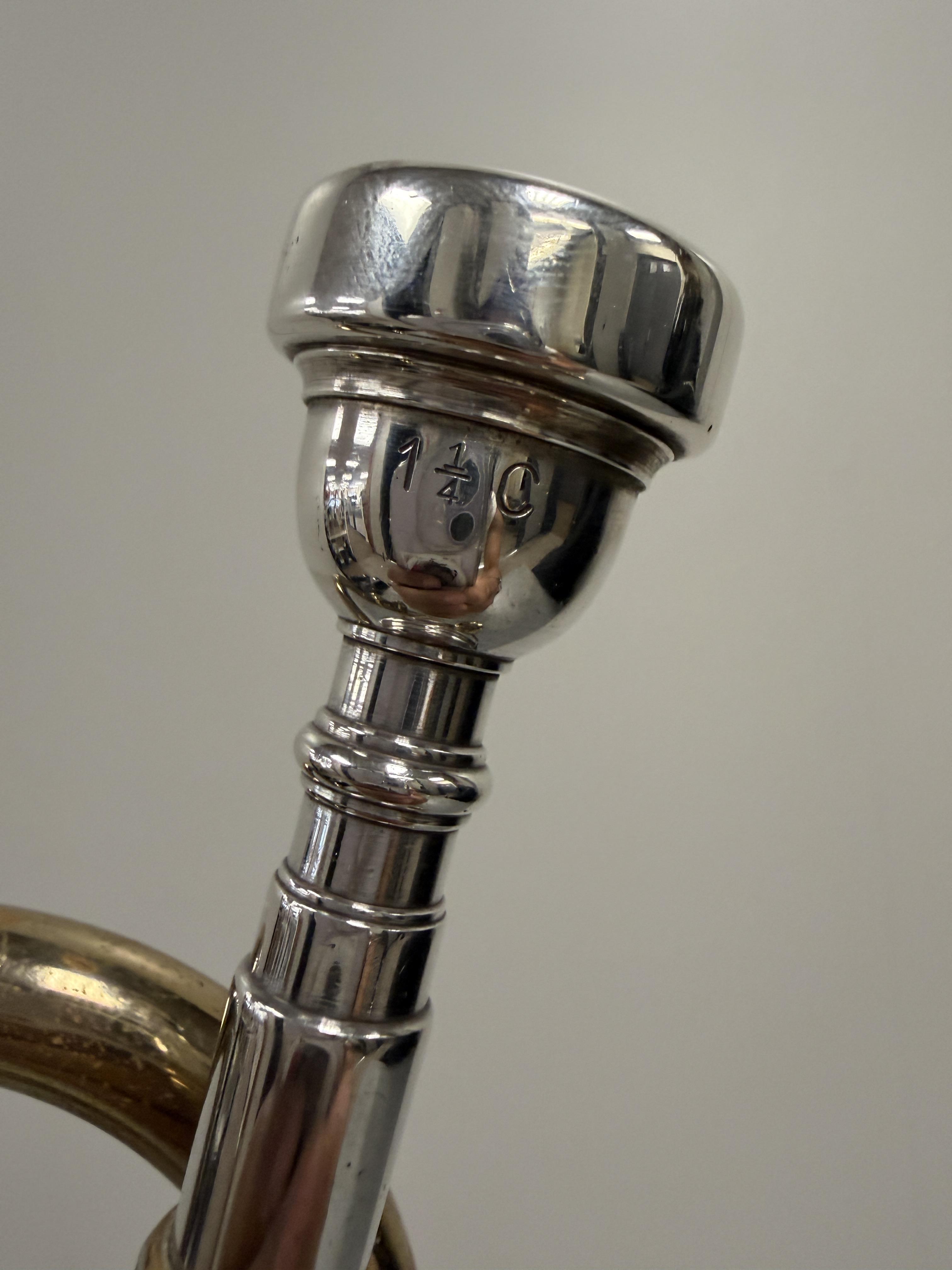Olds Ambassador Dizzy Bell Trumpet – Image 2