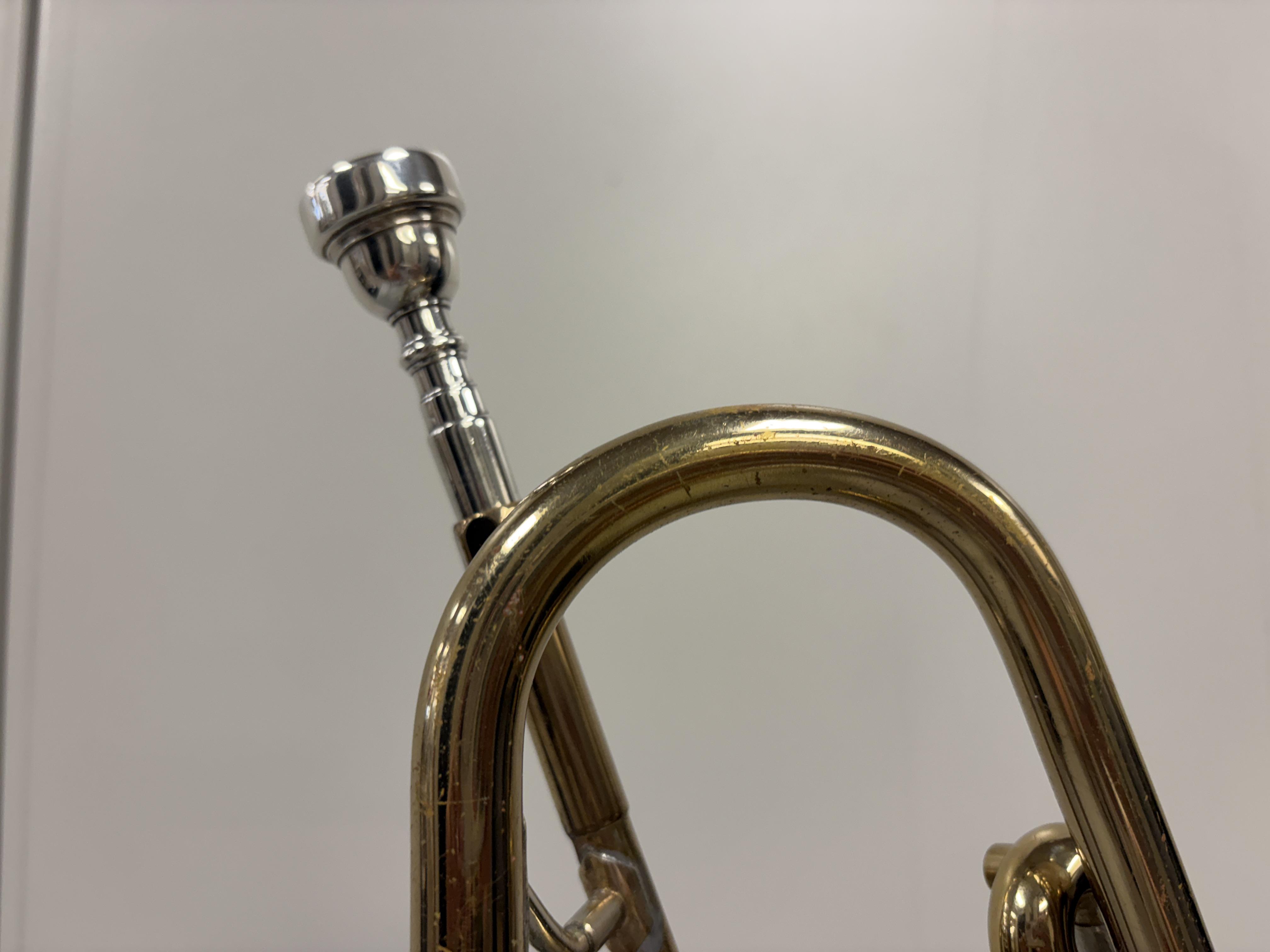 Olds Ambassador Dizzy Bell Trumpet – Image 4
