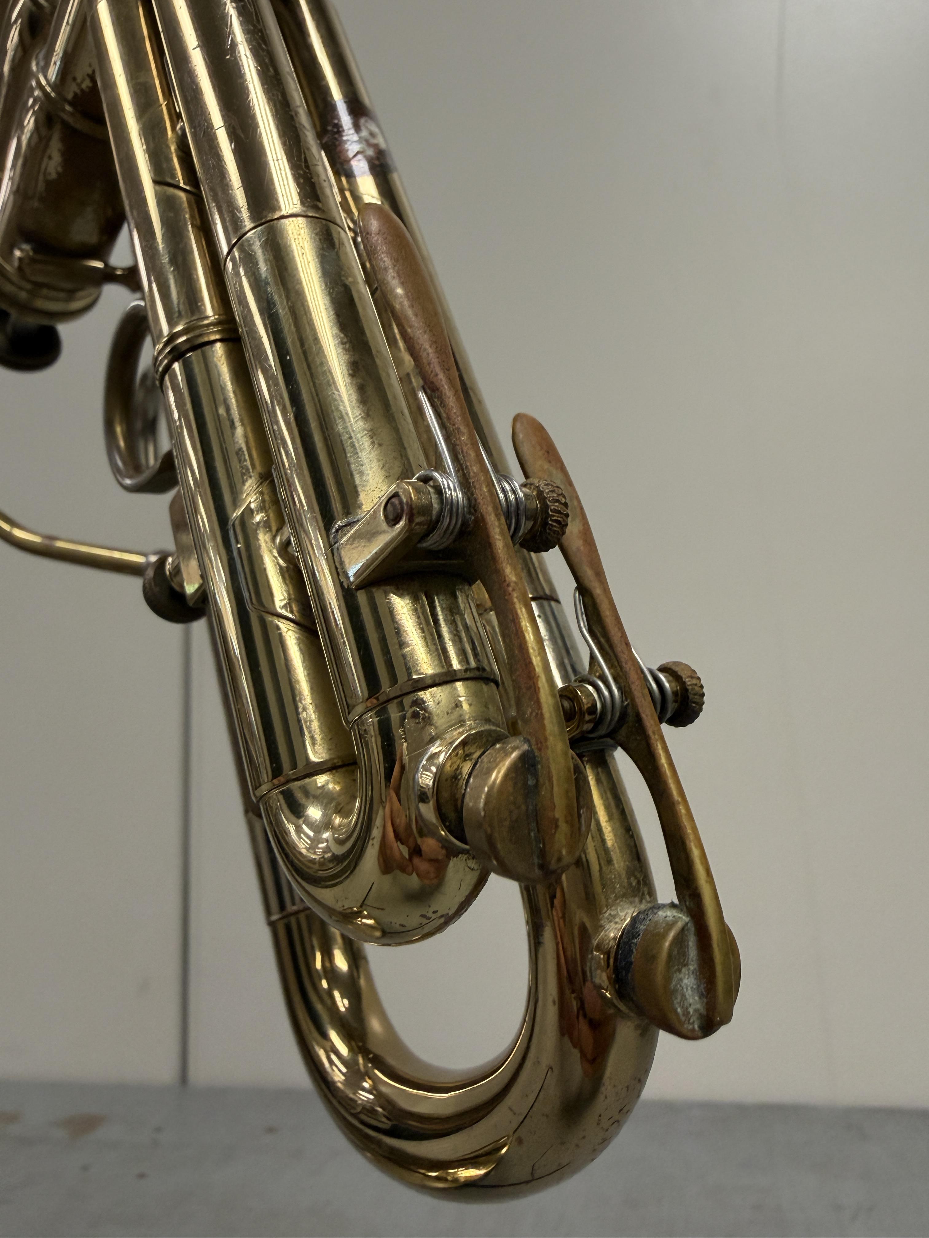 Olds Ambassador Dizzy Bell Trumpet – Image 14