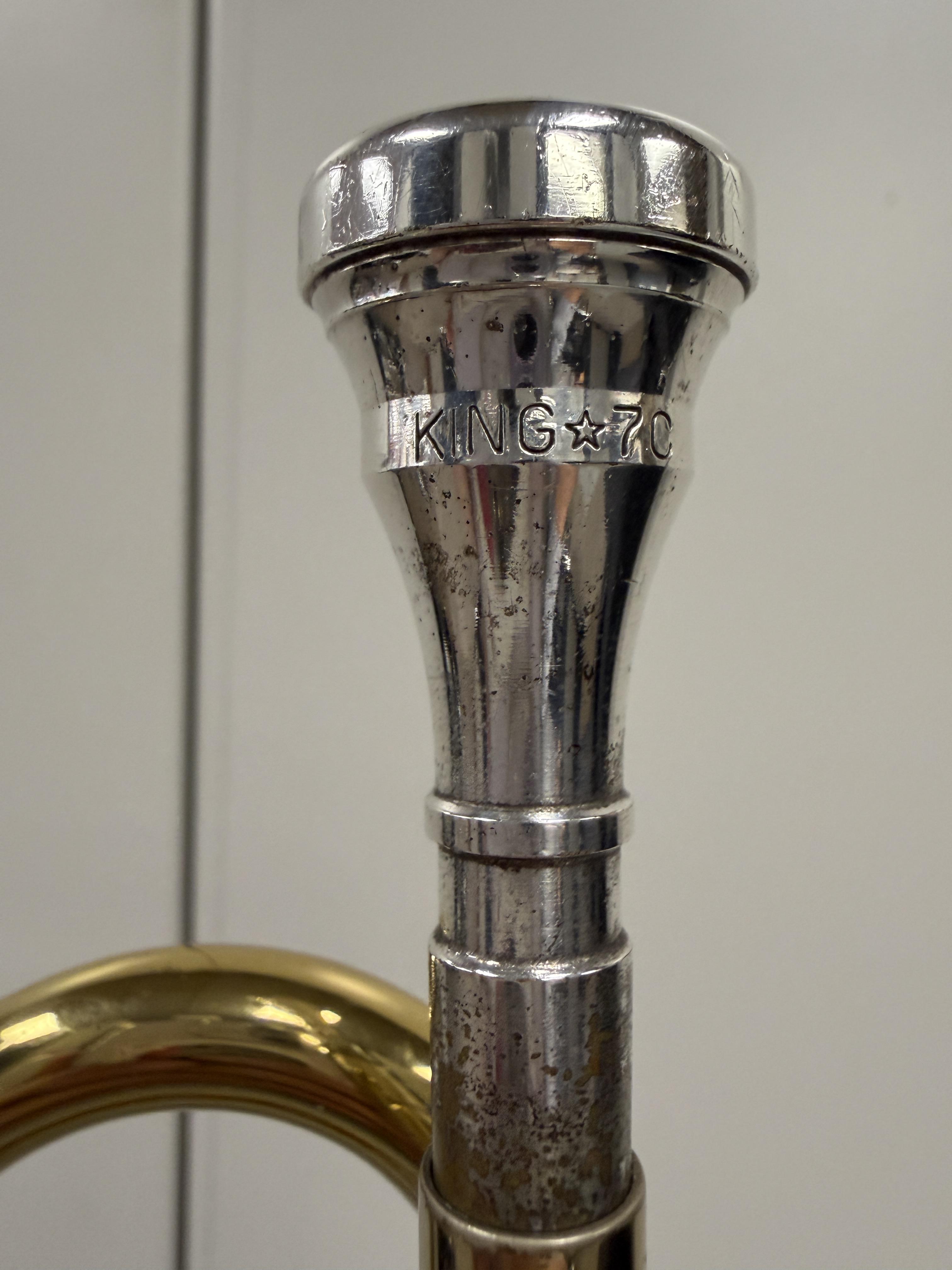 King 600 Trumpet – Image 2