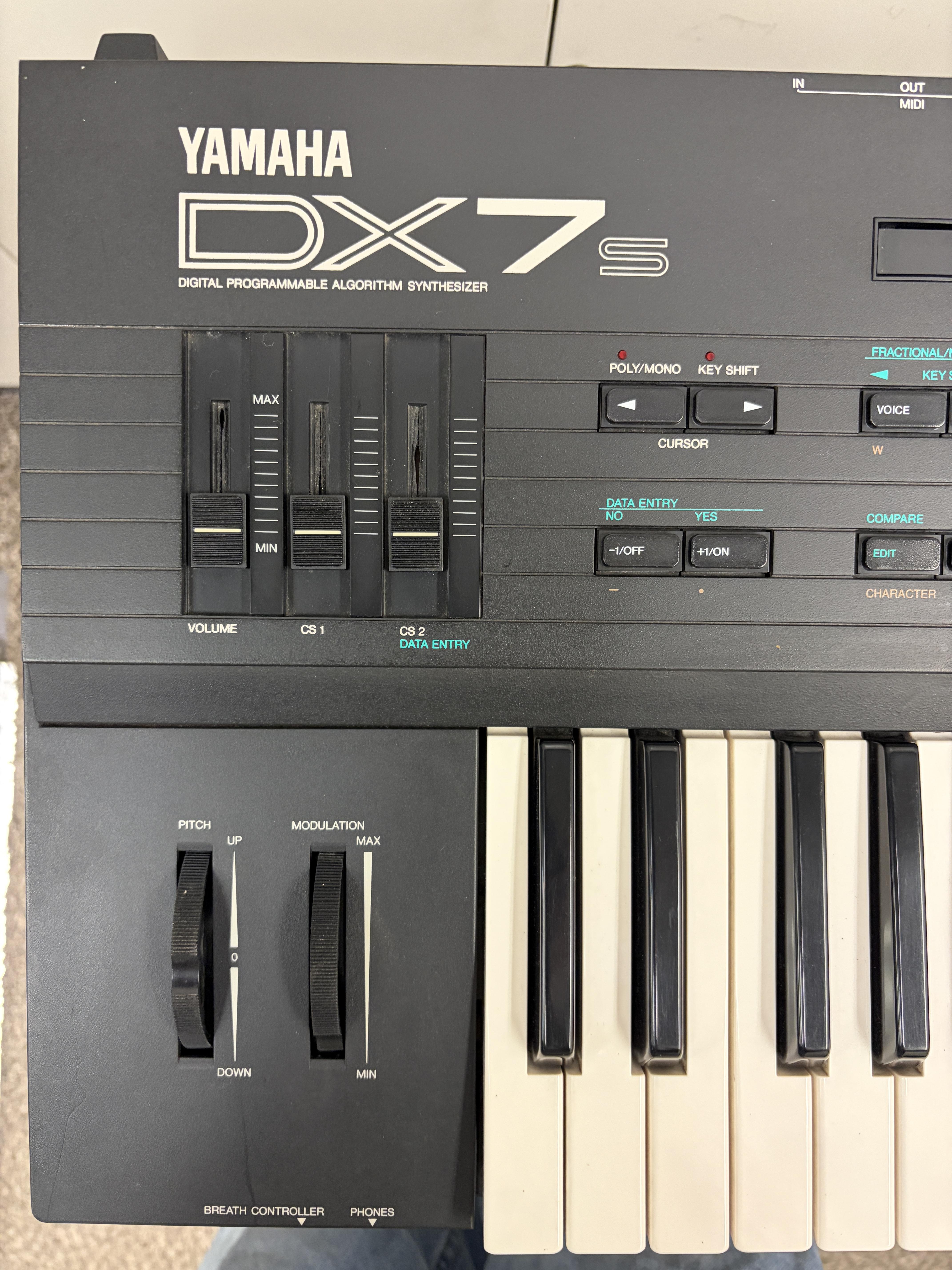 Yamaha DX7s Synthesizer  – Image 2