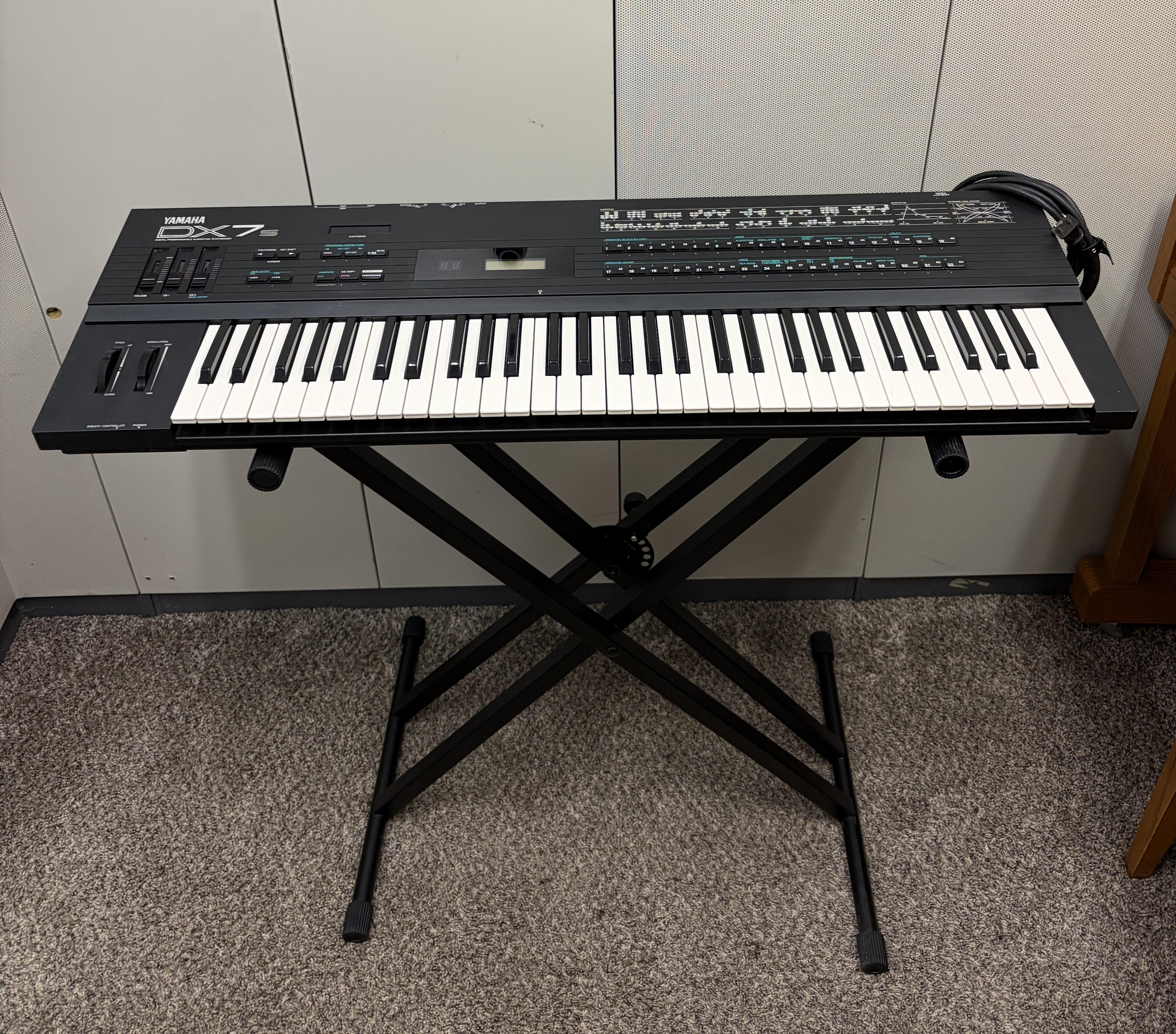 Yamaha DX7s Synthesizer  – Image 1