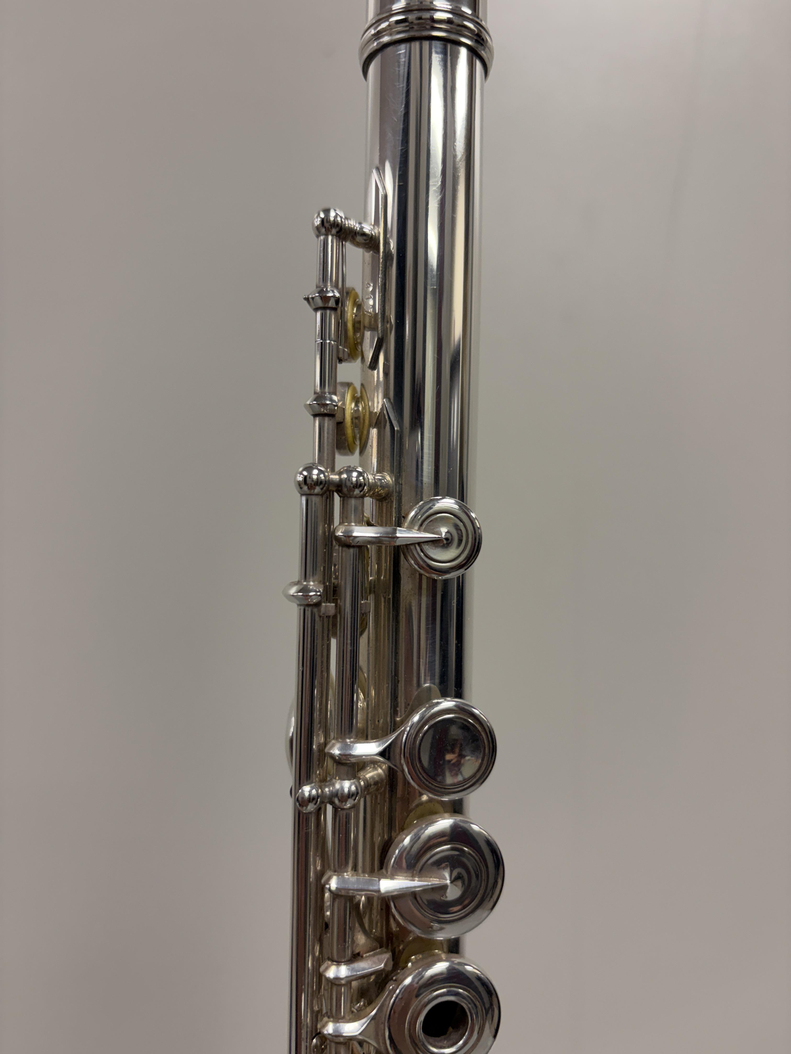 Sankyo CF401 Flute – Image 9
