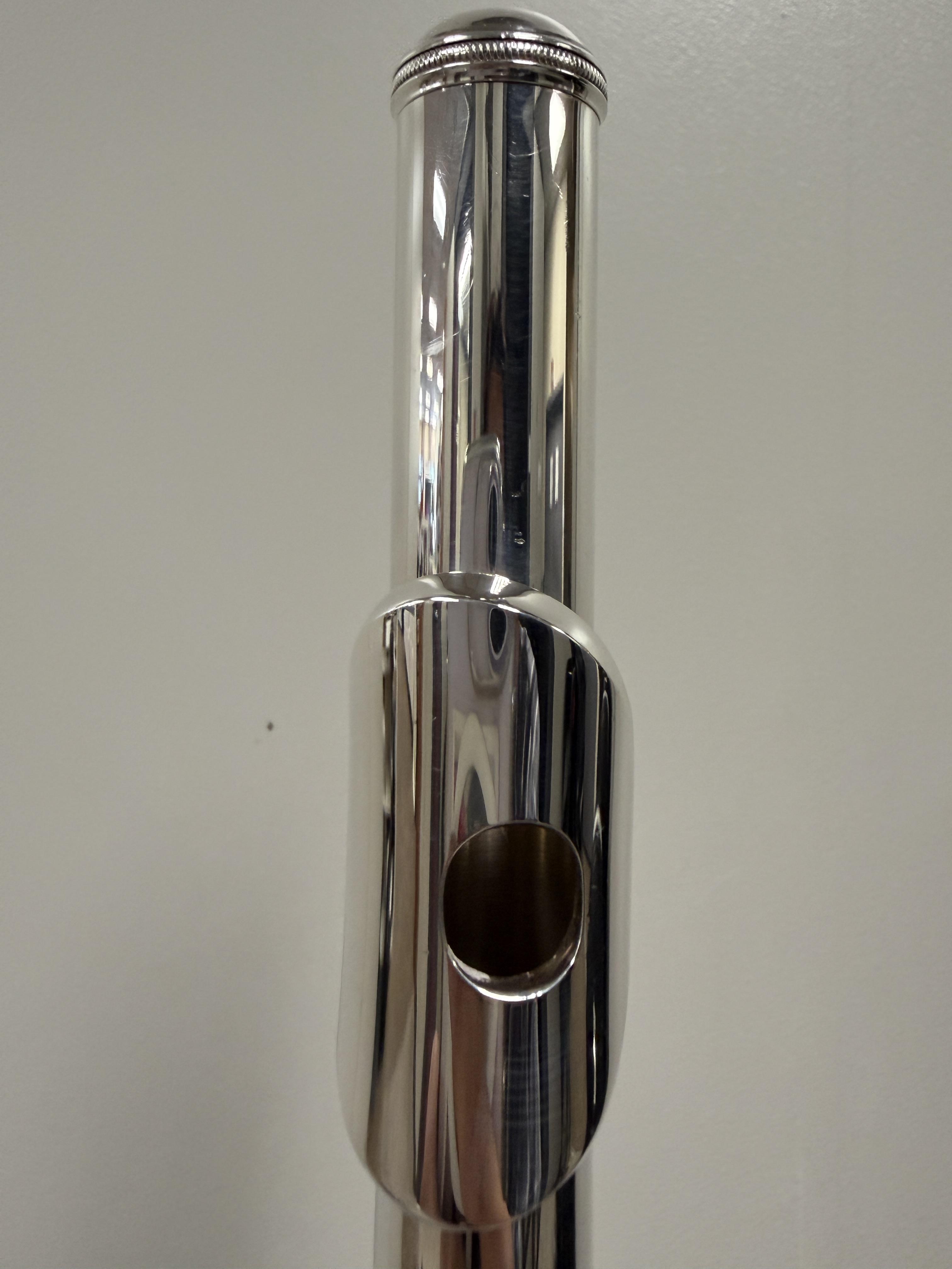 Yamaha YFL-481 II Flute – Image 2