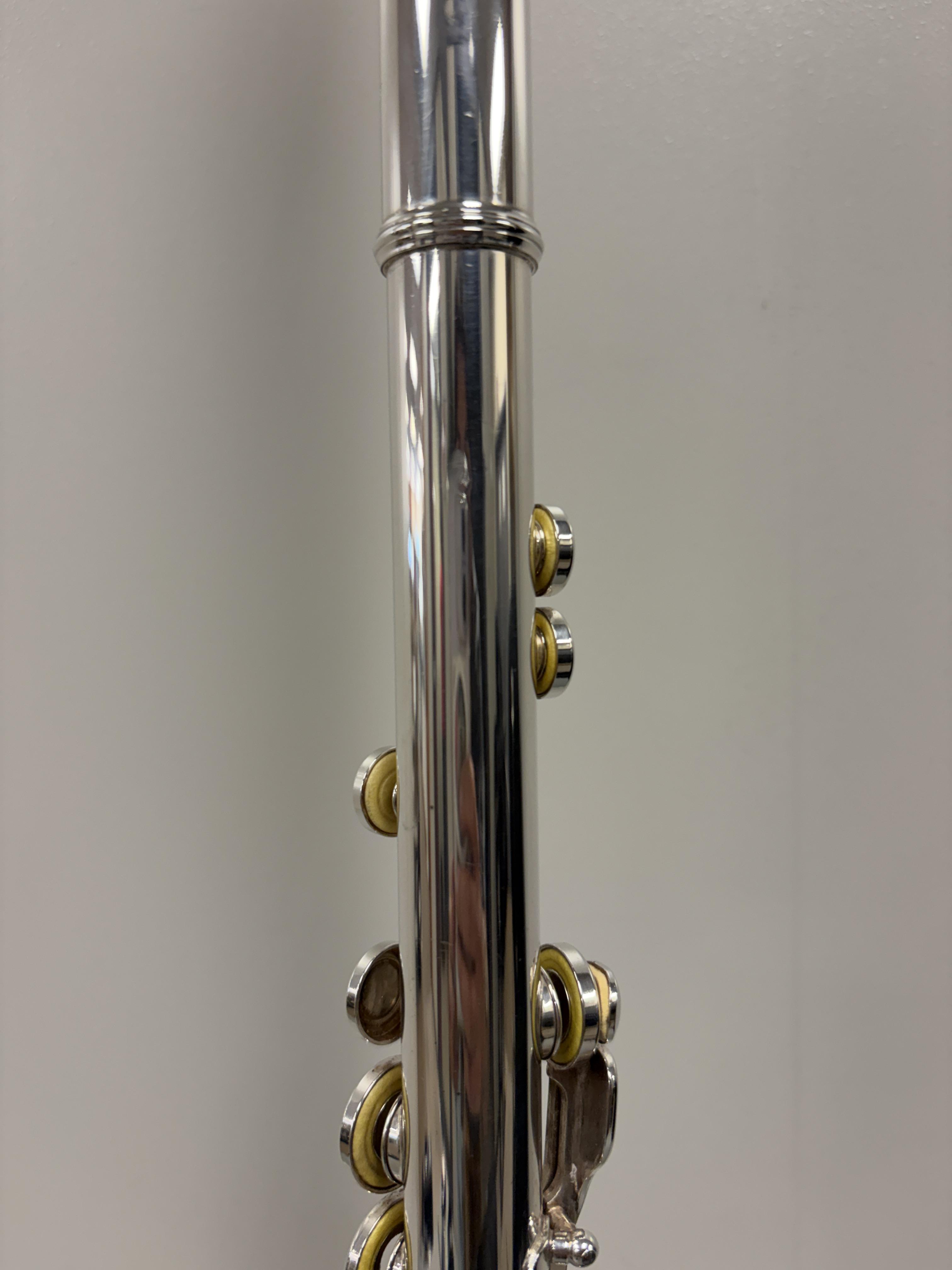 Yamaha YFL-481 II Flute – Image 5