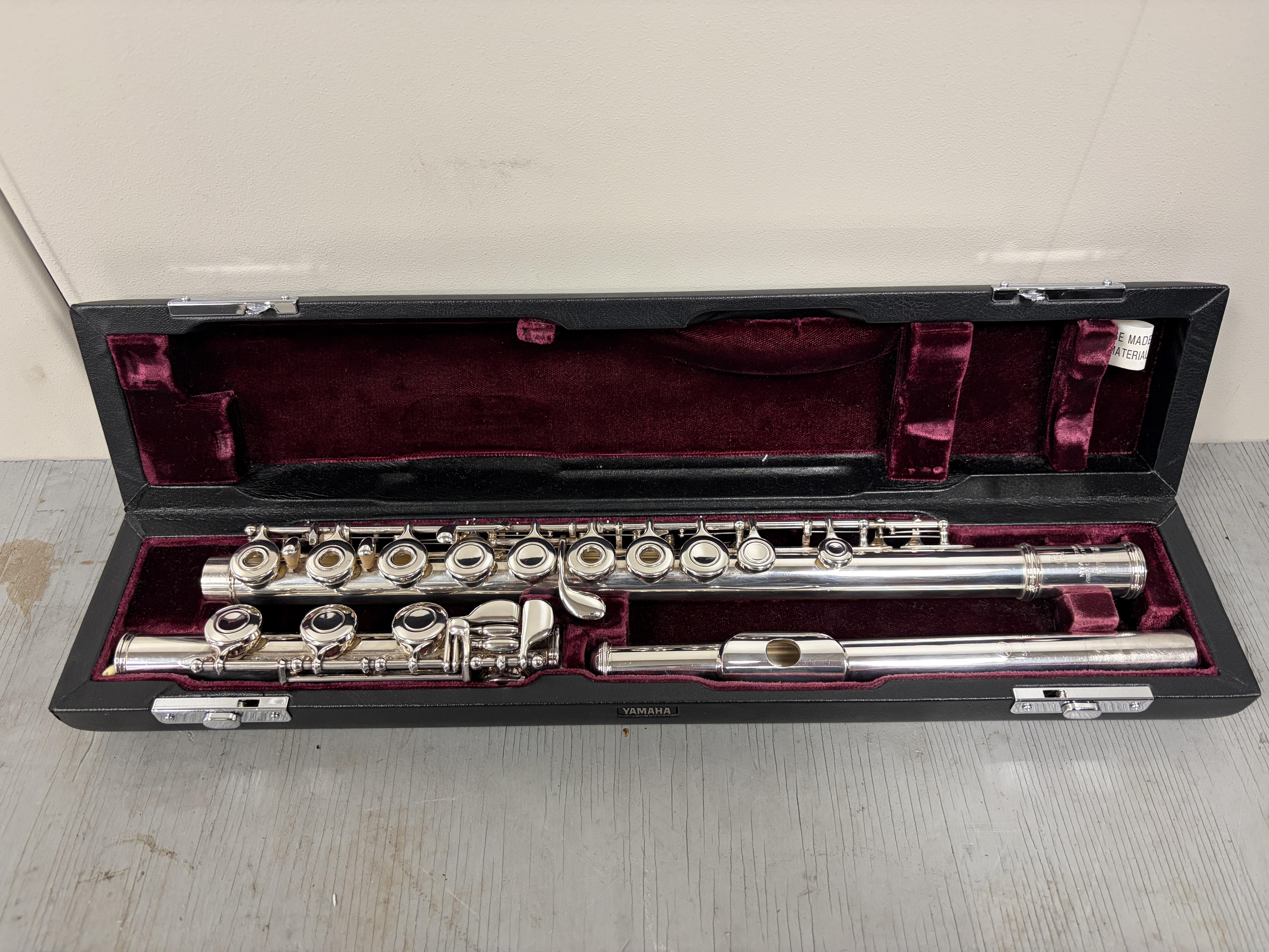Yamaha YFL-481 II Flute – Image 13