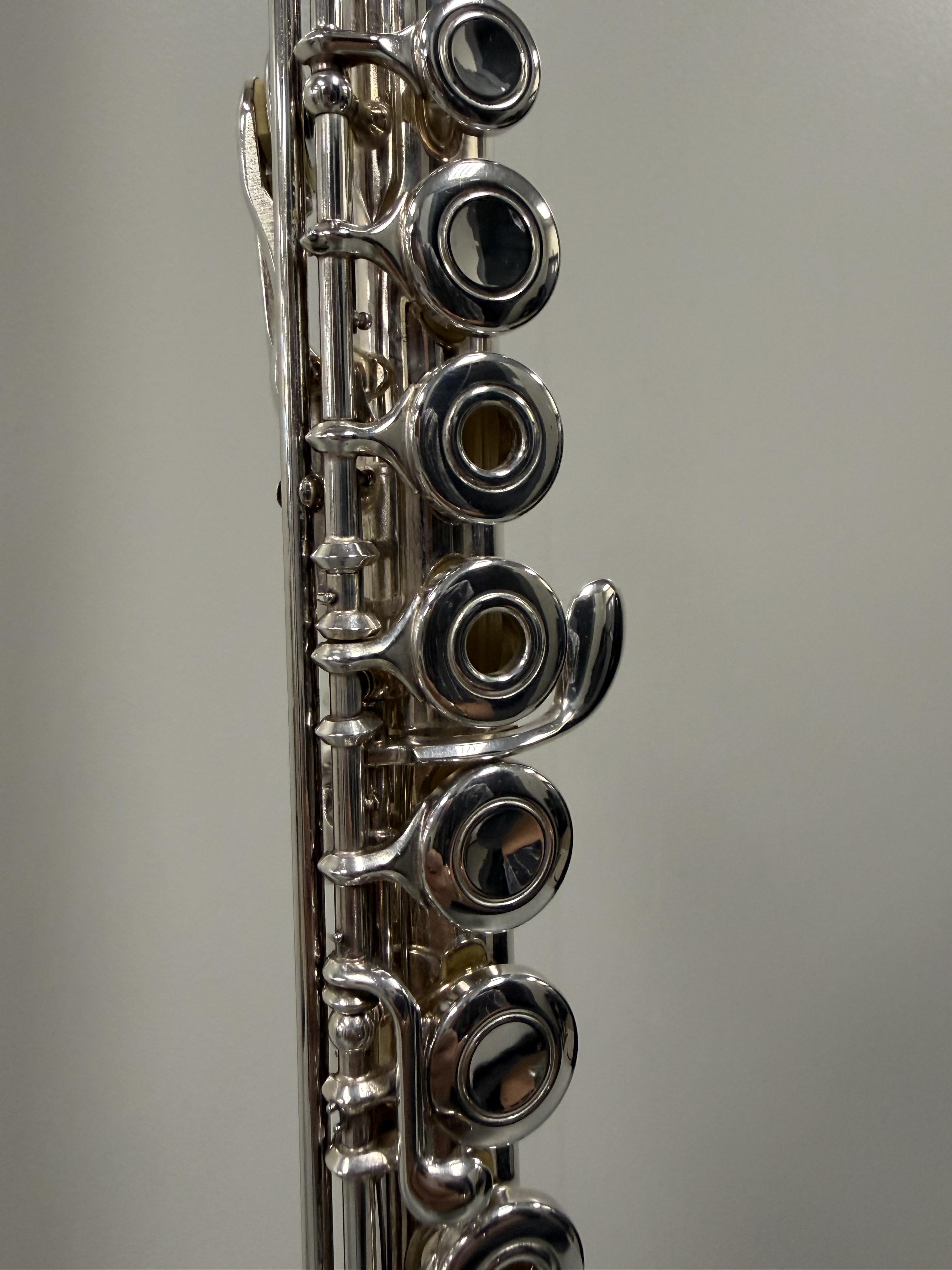Yamaha YFL-481 II Flute – Image 6