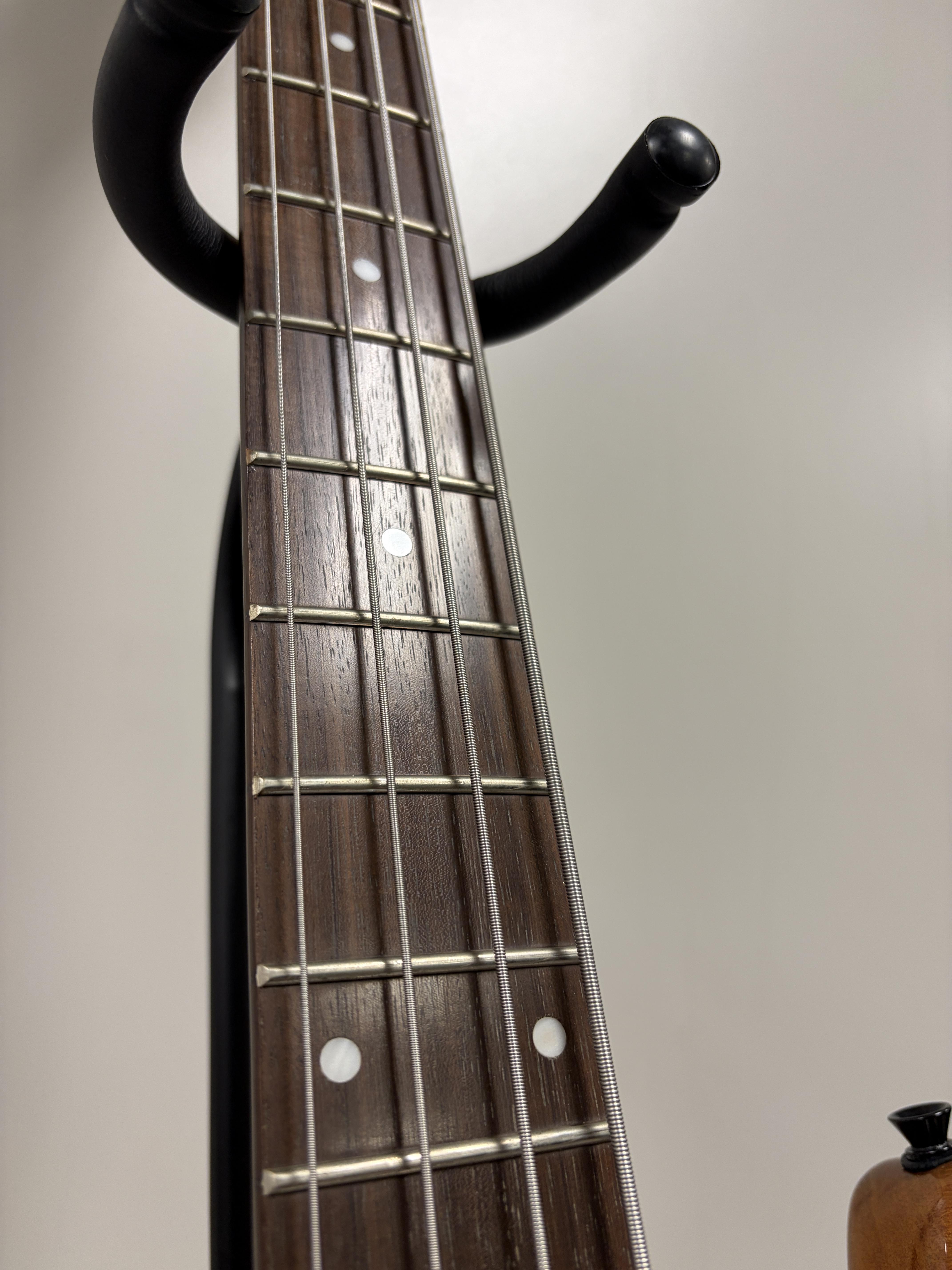 Stagg BC300LH (Left-Handed) Bass Guitar  – Image 4