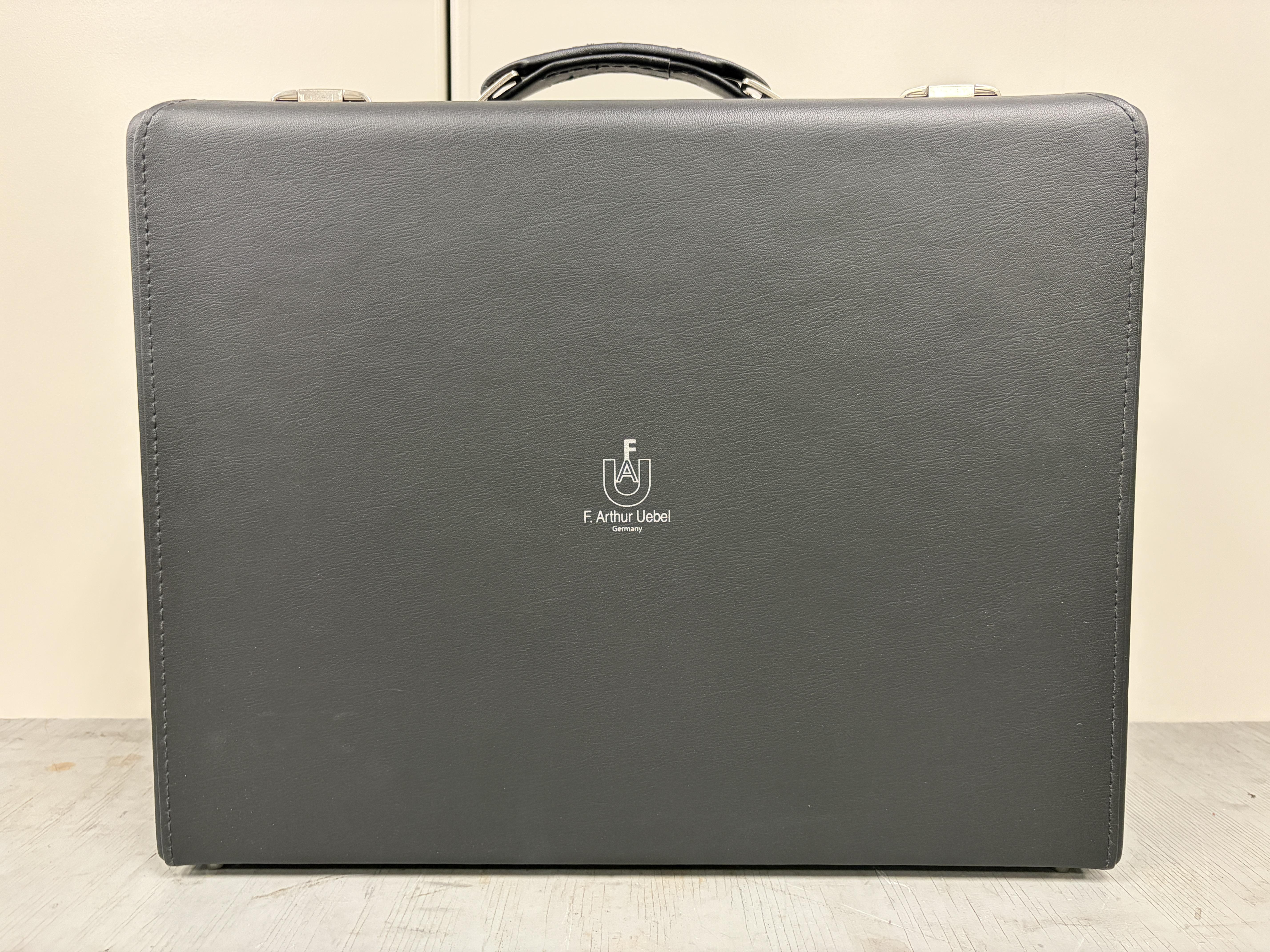 F. Arthur Uebel Advantage A Clarinet  – Image 24