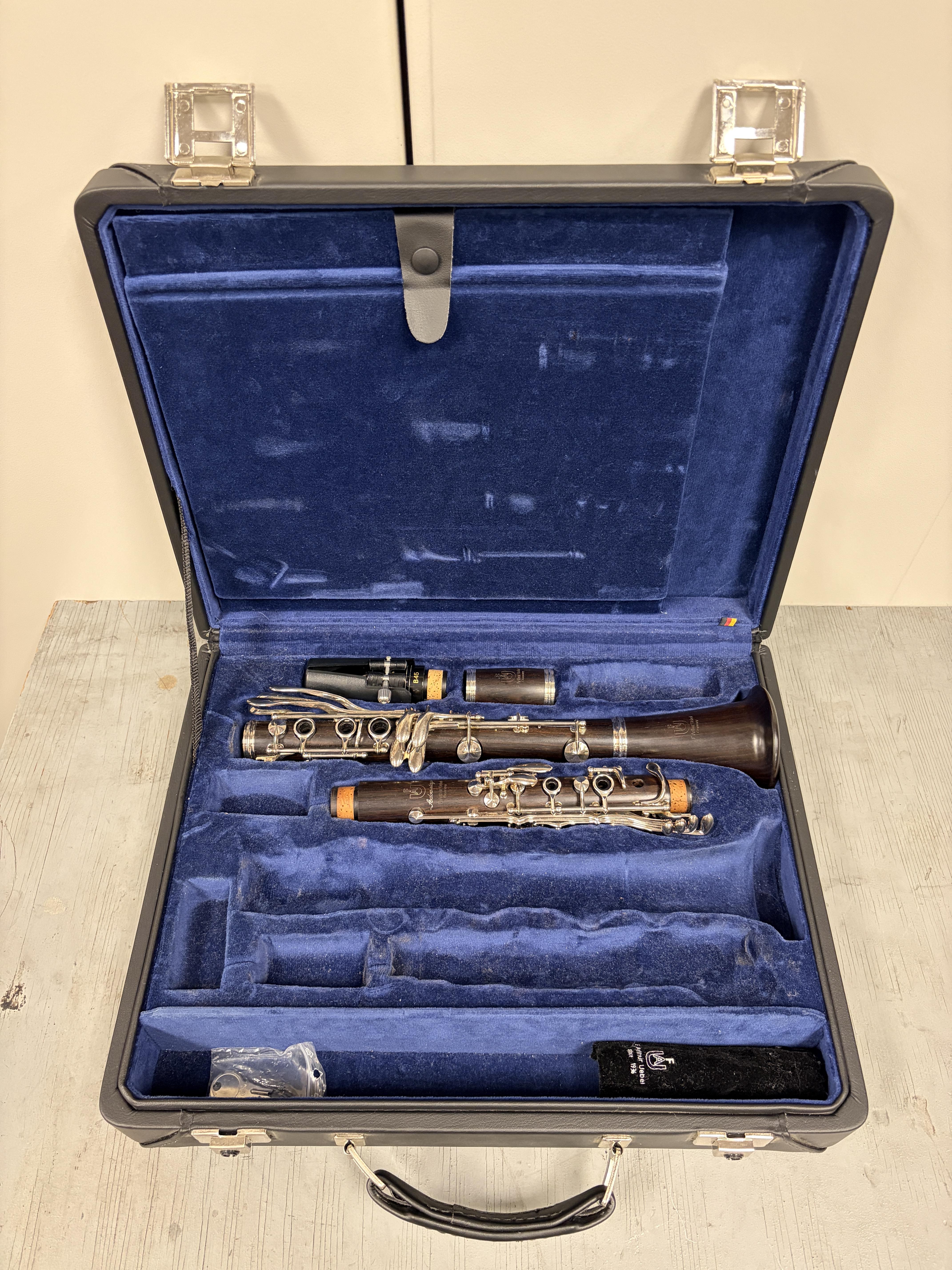F. Arthur Uebel Advantage A Clarinet  – Image 20