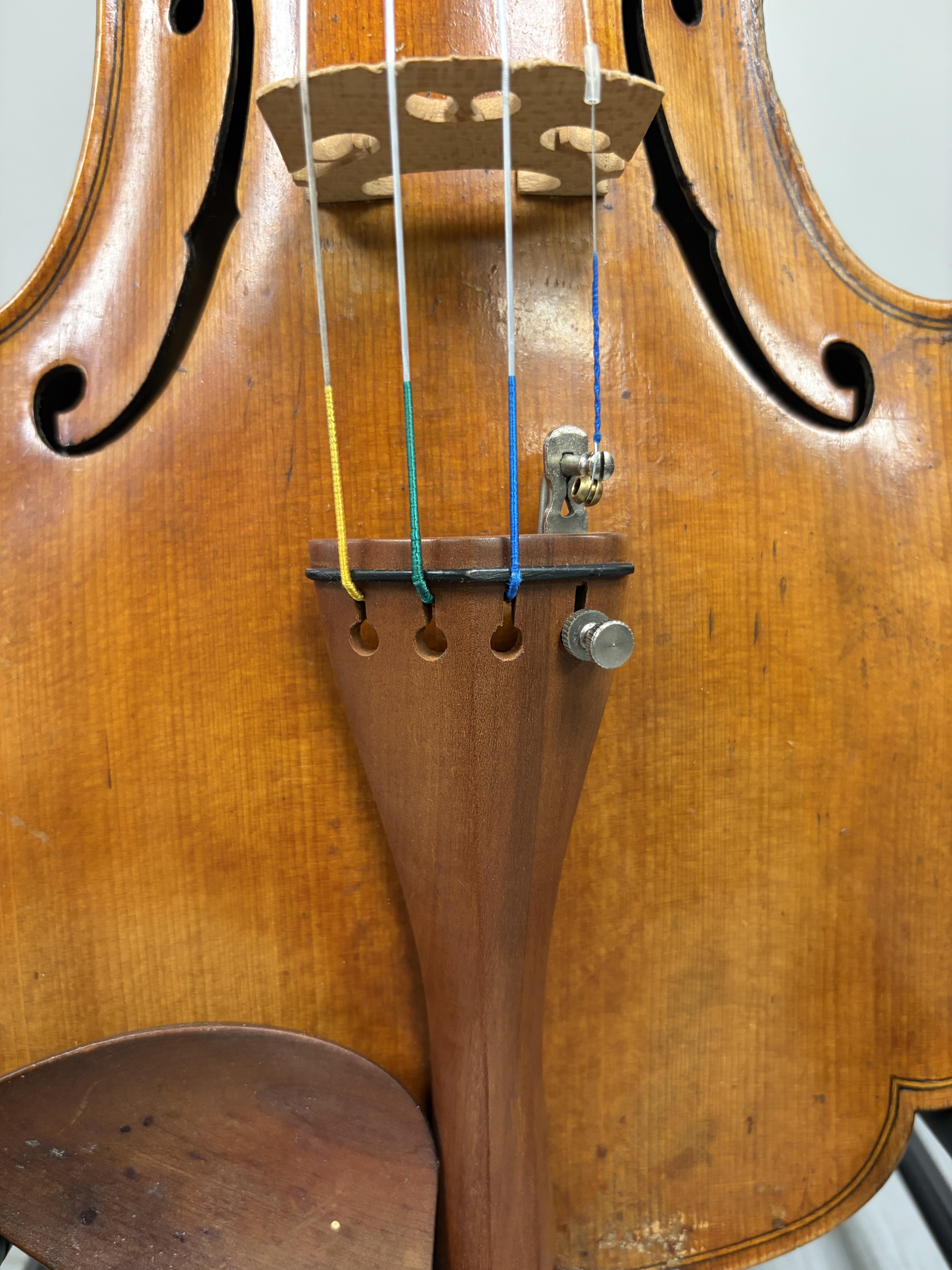 Pie-shaped Folk Violin – Image 5