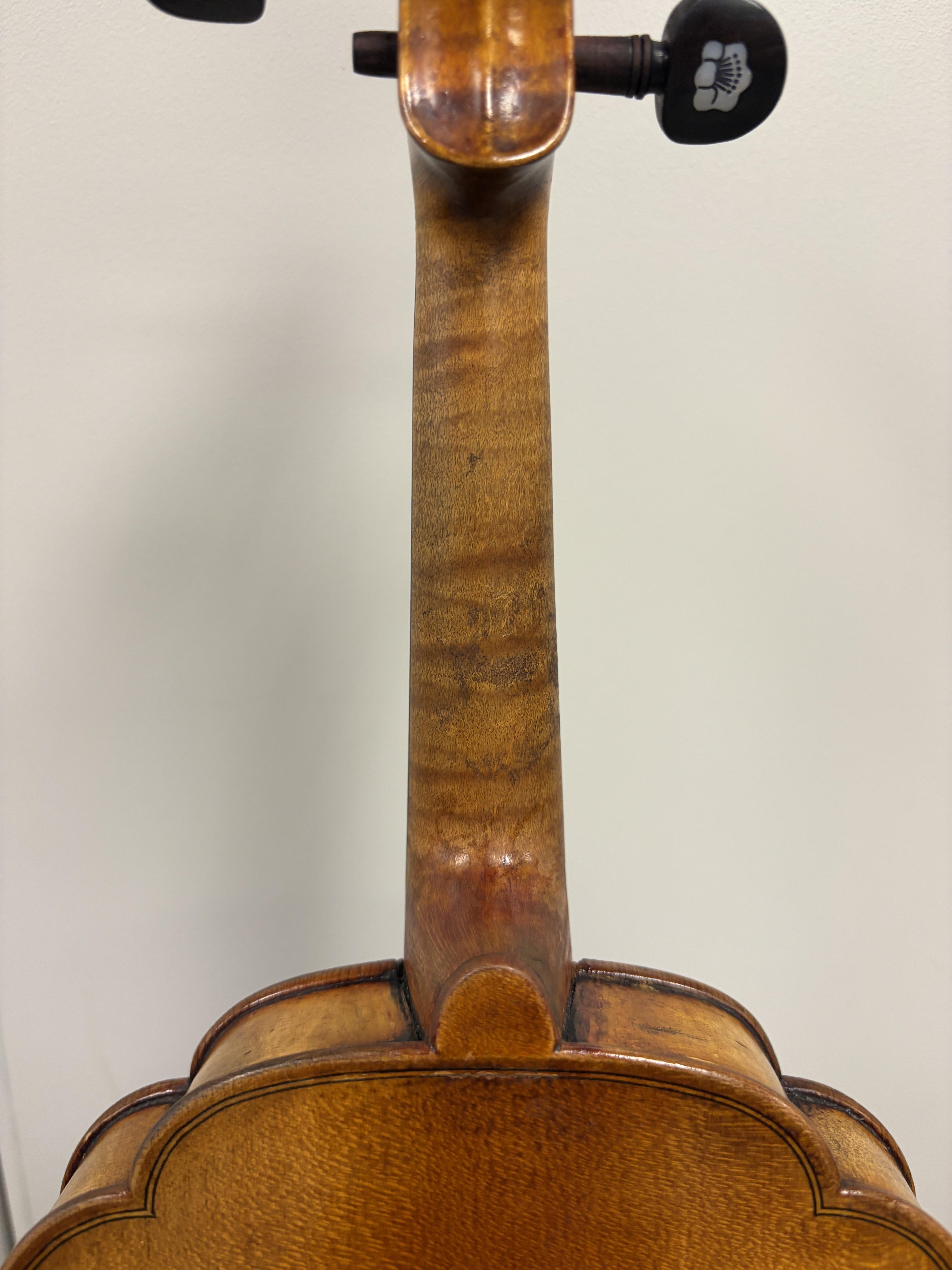 Pie-shaped Folk Violin – Image 9