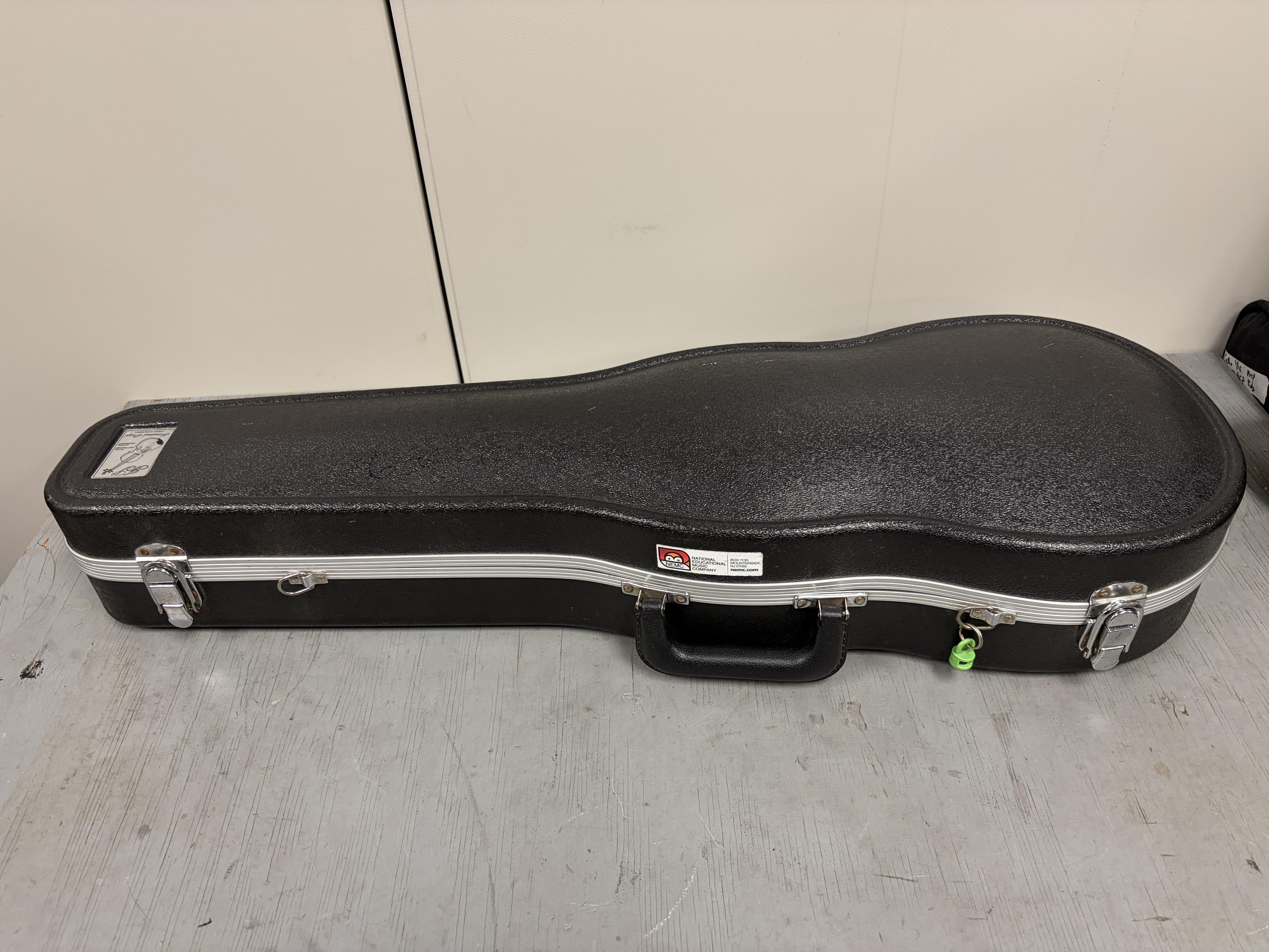 Pie-shaped Folk Violin – Image 12