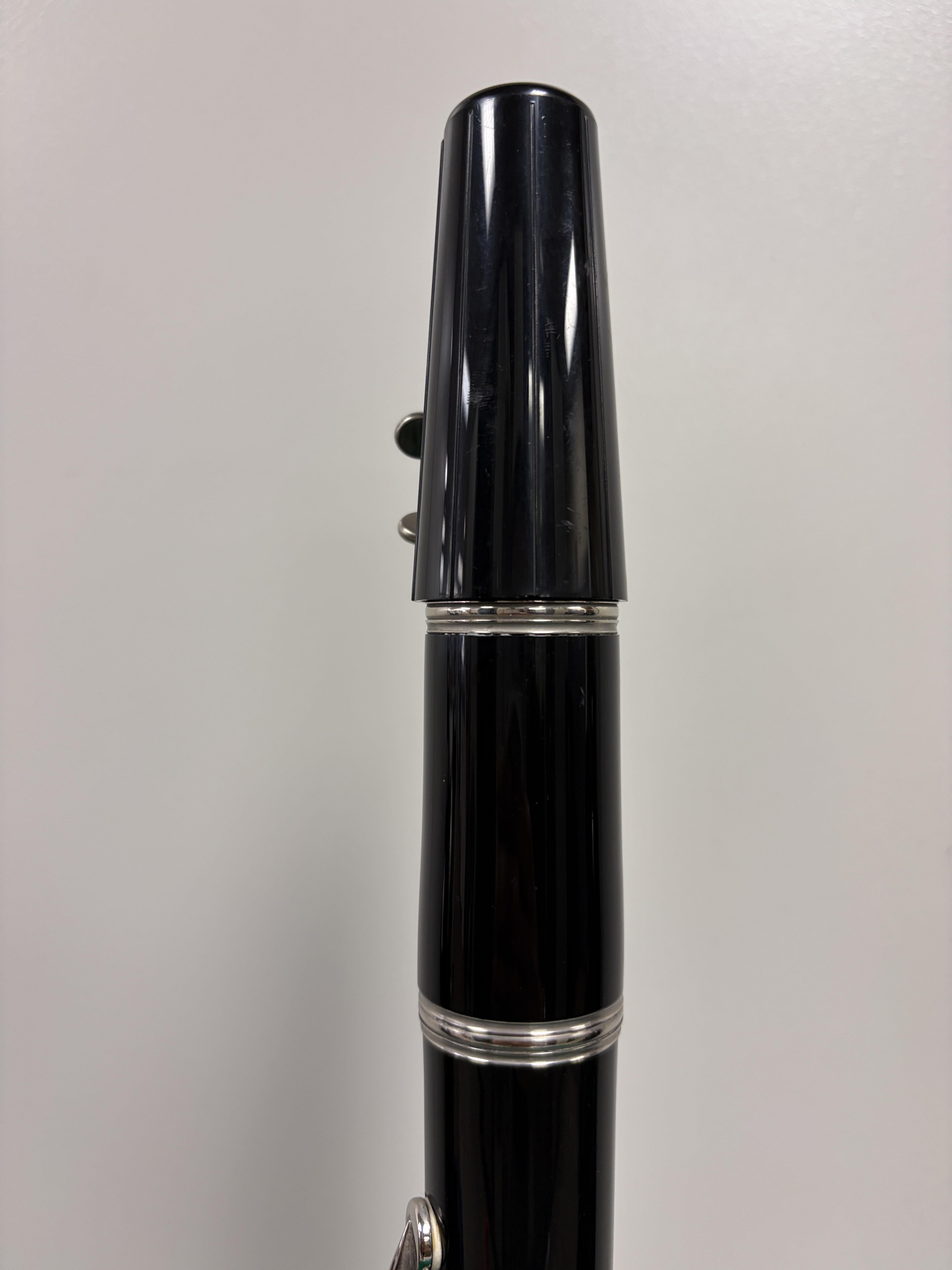 Bundy Resonite Bb Clarinet – Image 2