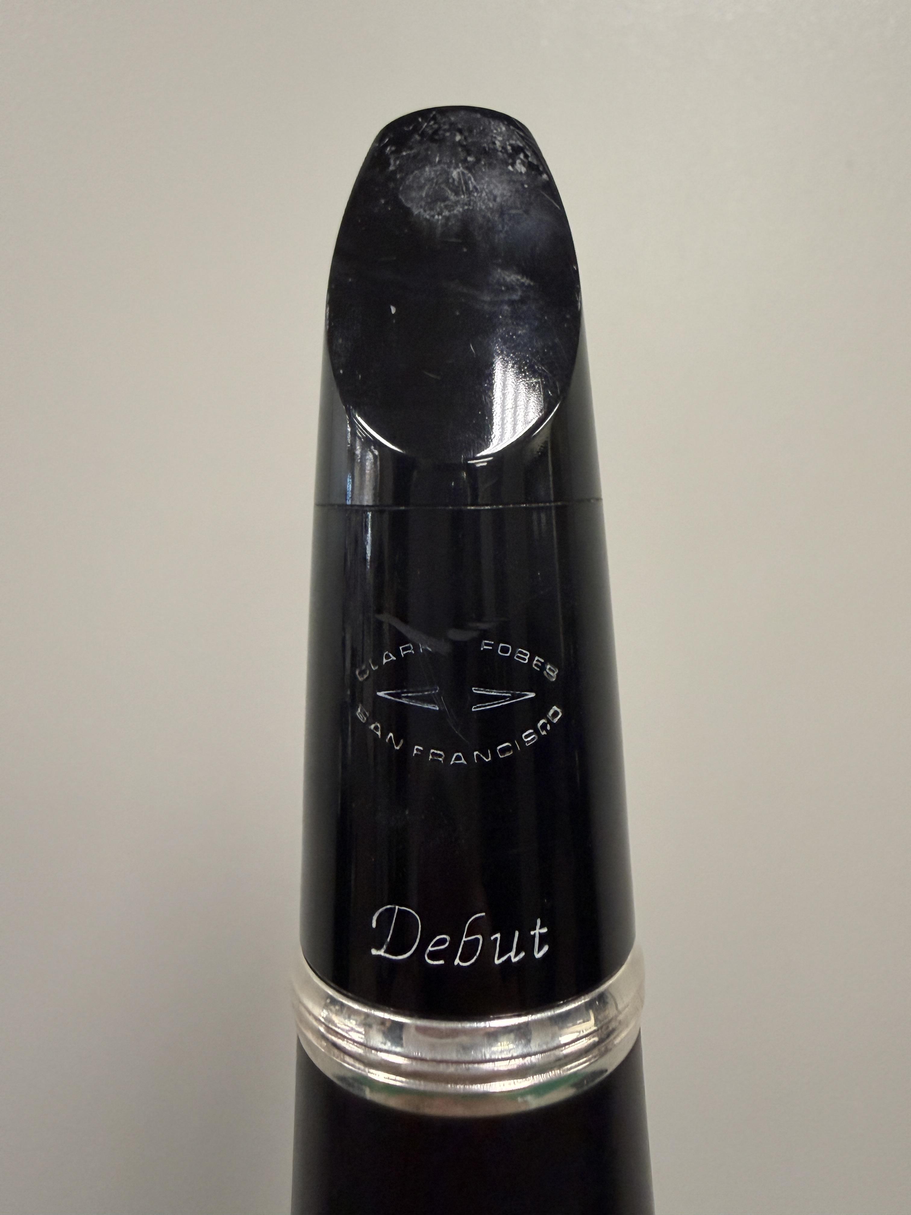 Buffet E11 Bb Clarinet  – Image 4