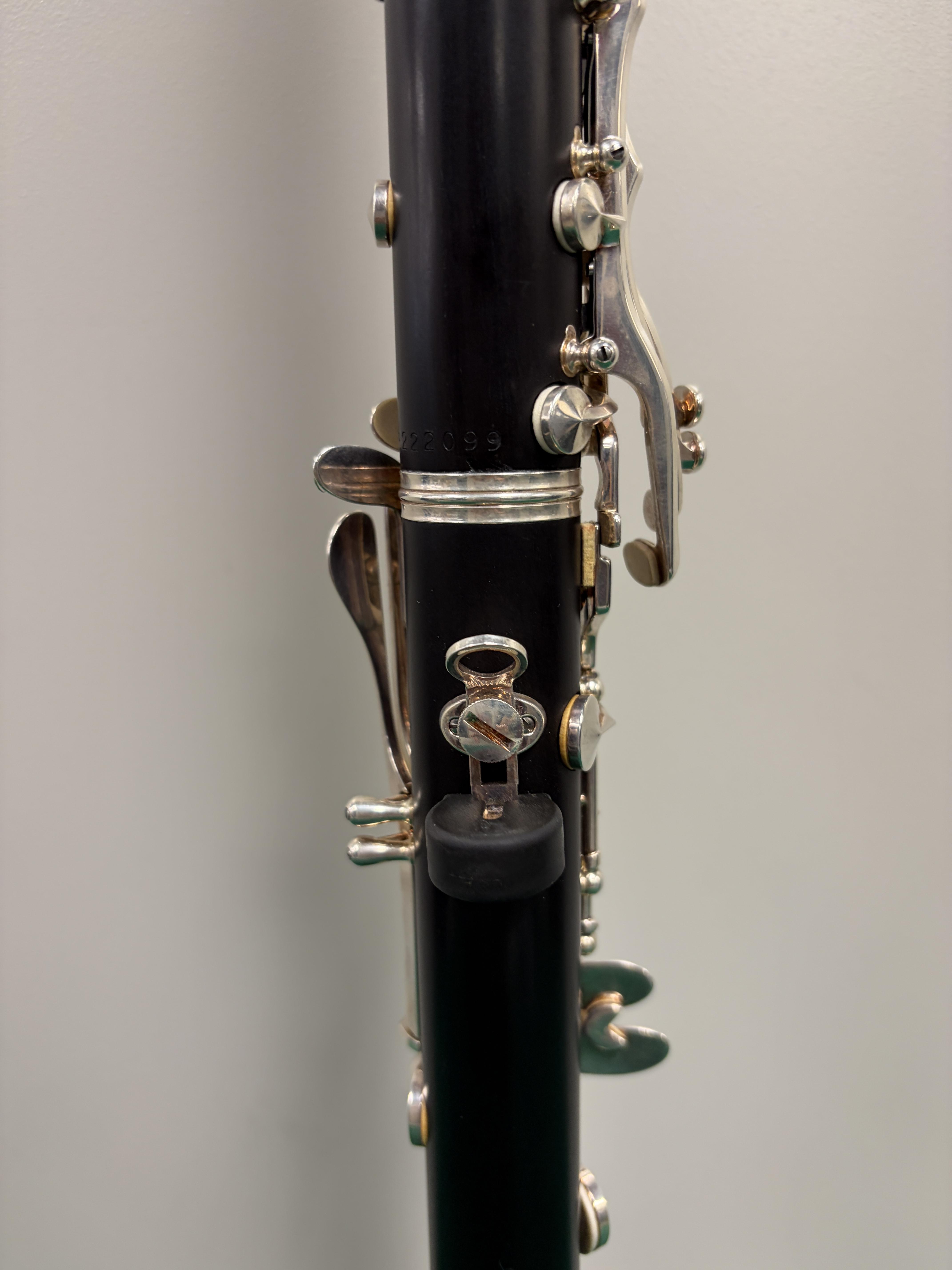 Buffet E11 Bb Clarinet  – Image 9