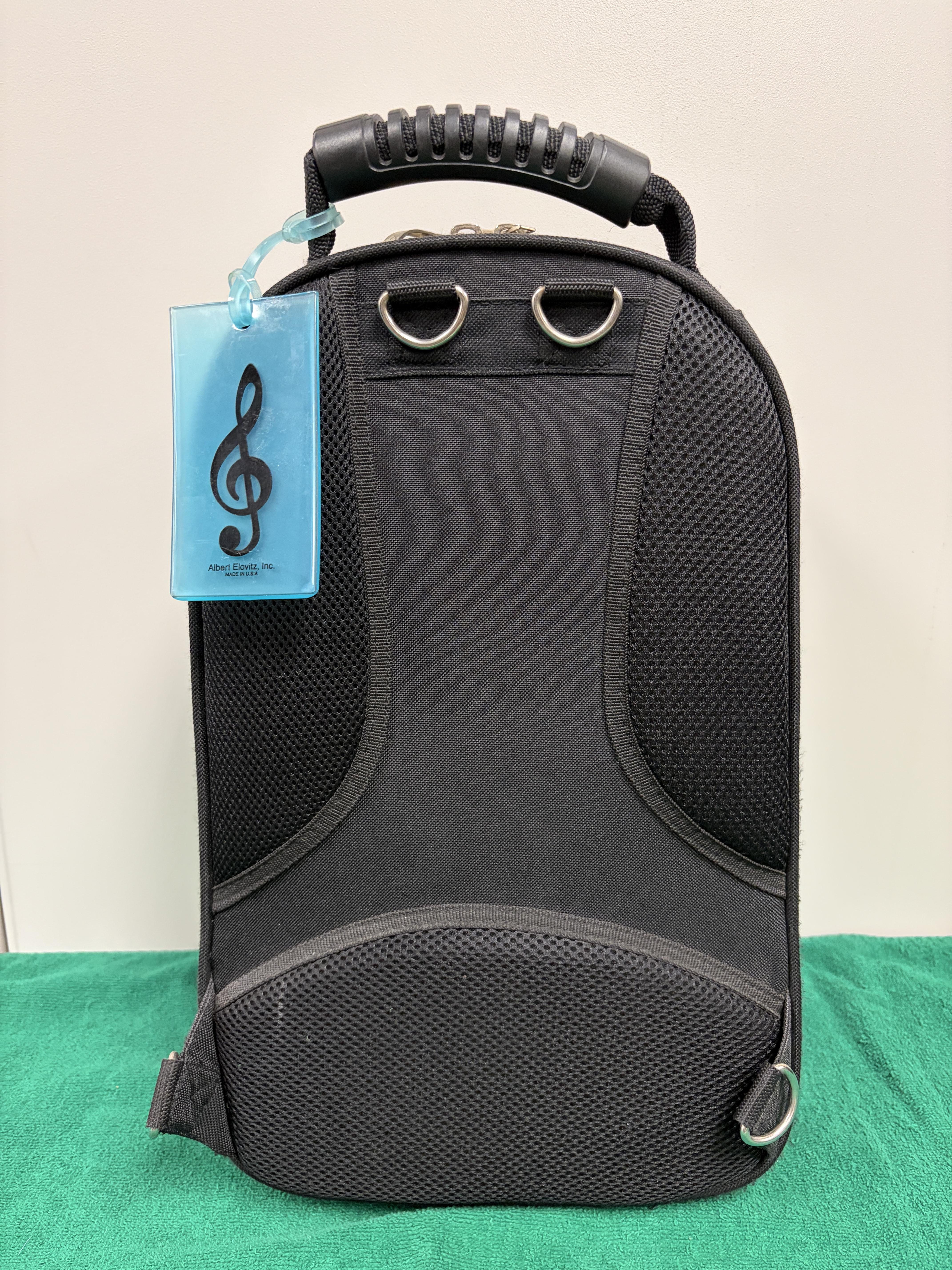 Buffet E11 Bb Clarinet  – Image 15
