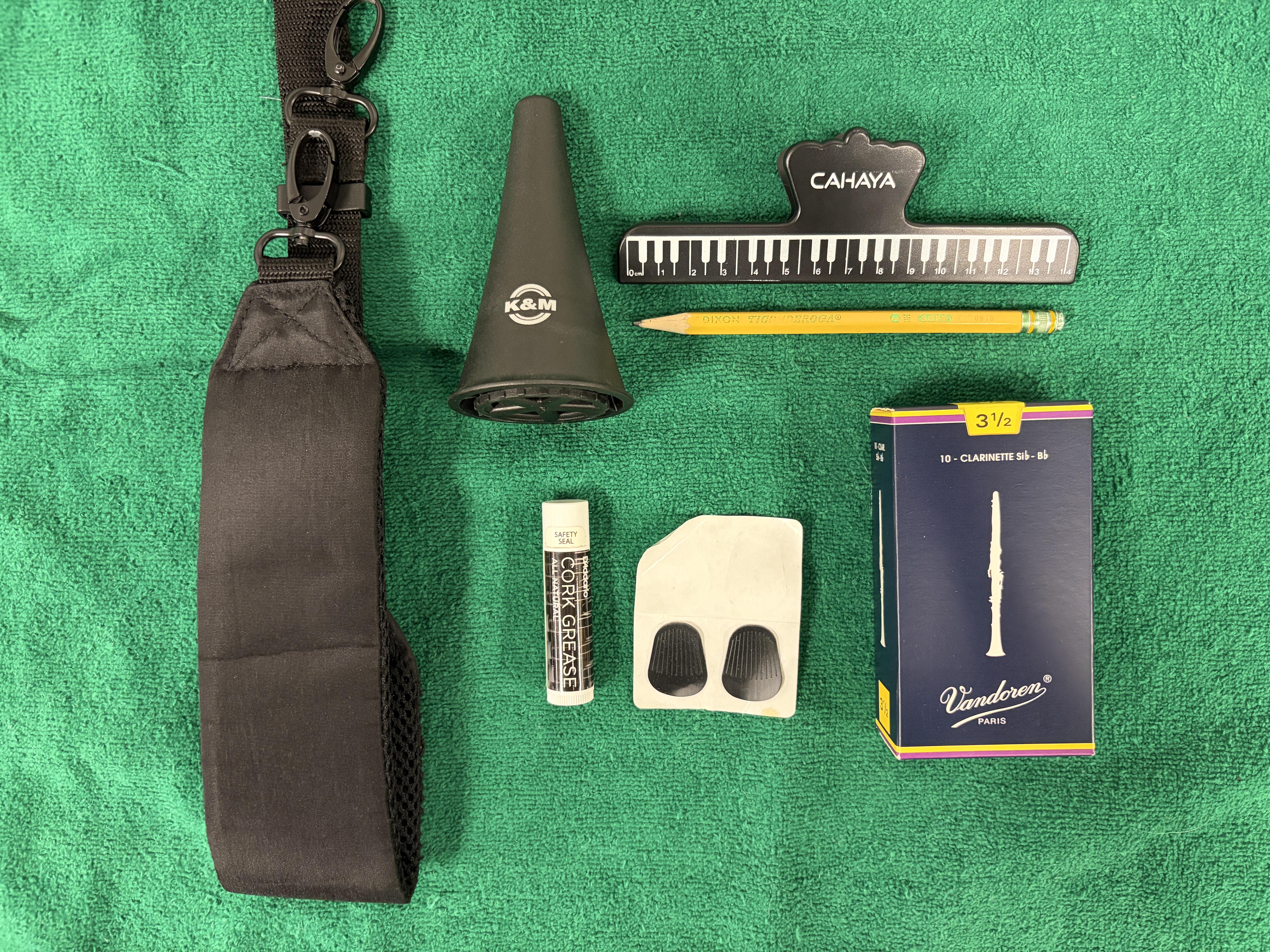 Buffet E12F Bb Clarinet – Image 17