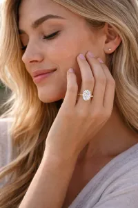 Oval Diamond Solitaire Engagement Ring (Yellow Gold) – Image 2