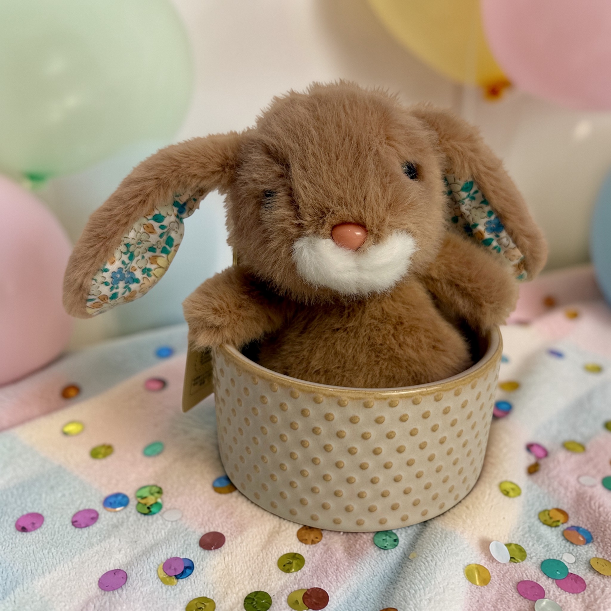 BBC- Coco Pearl Bunny Keychain – Image 1