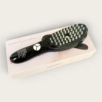 Bun Bun Glow Hair Brush – Image 1