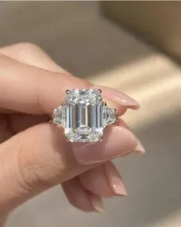 IGI certified 8.09 carat total weight emerald cut E-color VS1 Lab Diamond Engagement Ring set in 18k white gold.  – Image 1