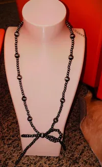Navajo Pearl Bow – Image 1
