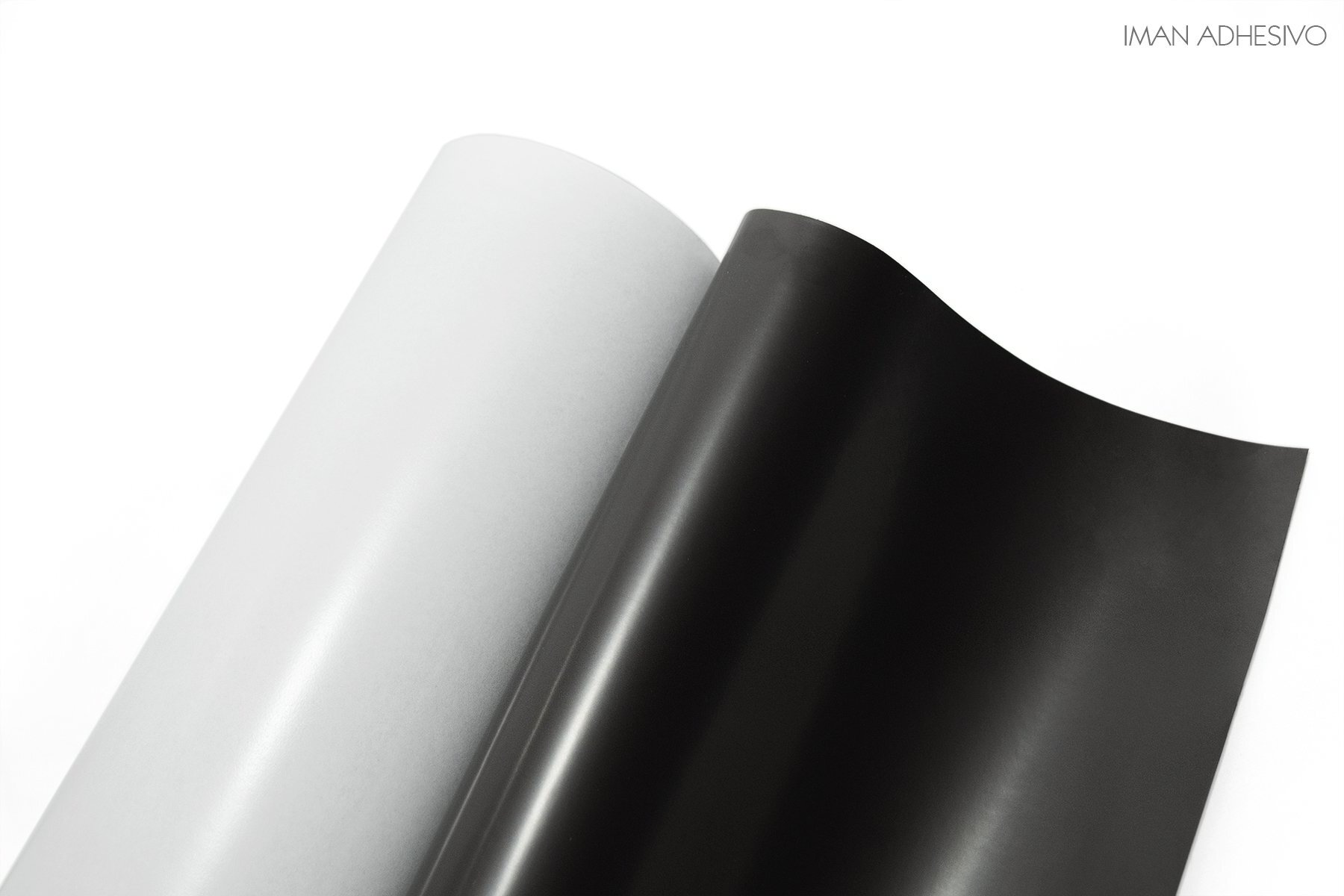 Iman con adhesivo calibre 15 Premium 61cm x 1m – Con Adhesivo Por Metro